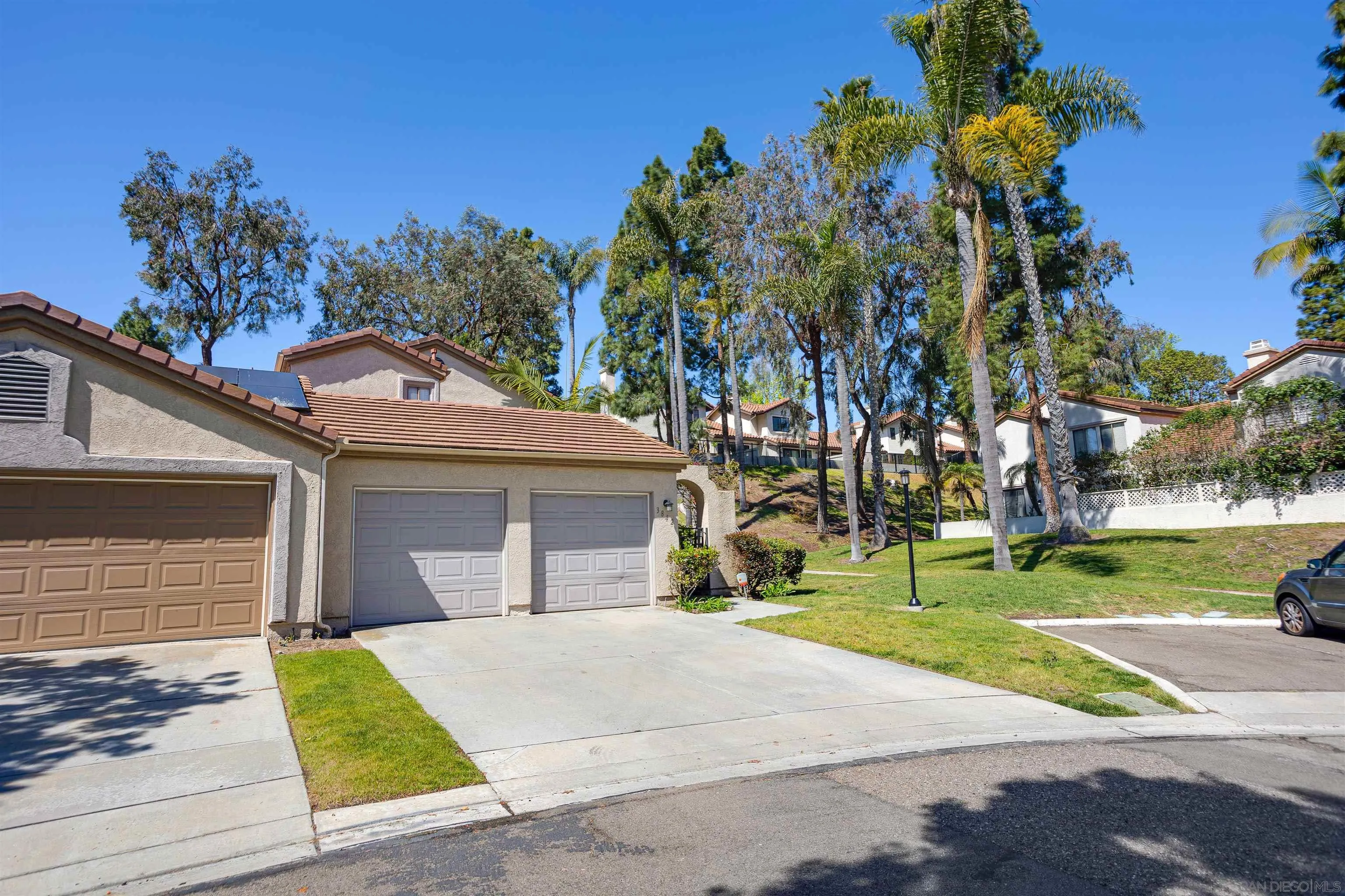 Photo #3: 250024616 Listing 
