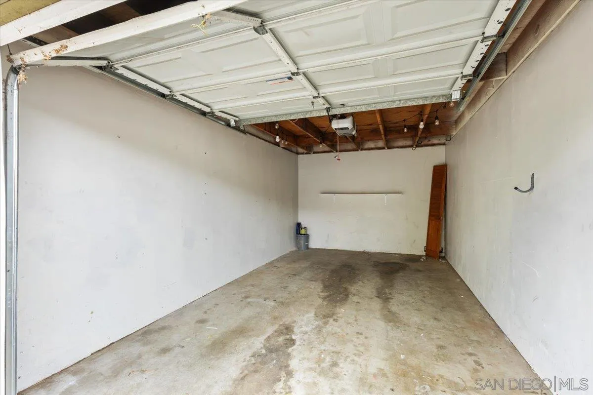 Photo #25: 250024680 Listing: Photo #25