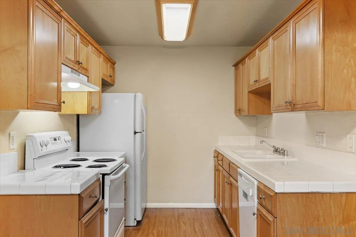 Photo #4: 250024680 Listing 