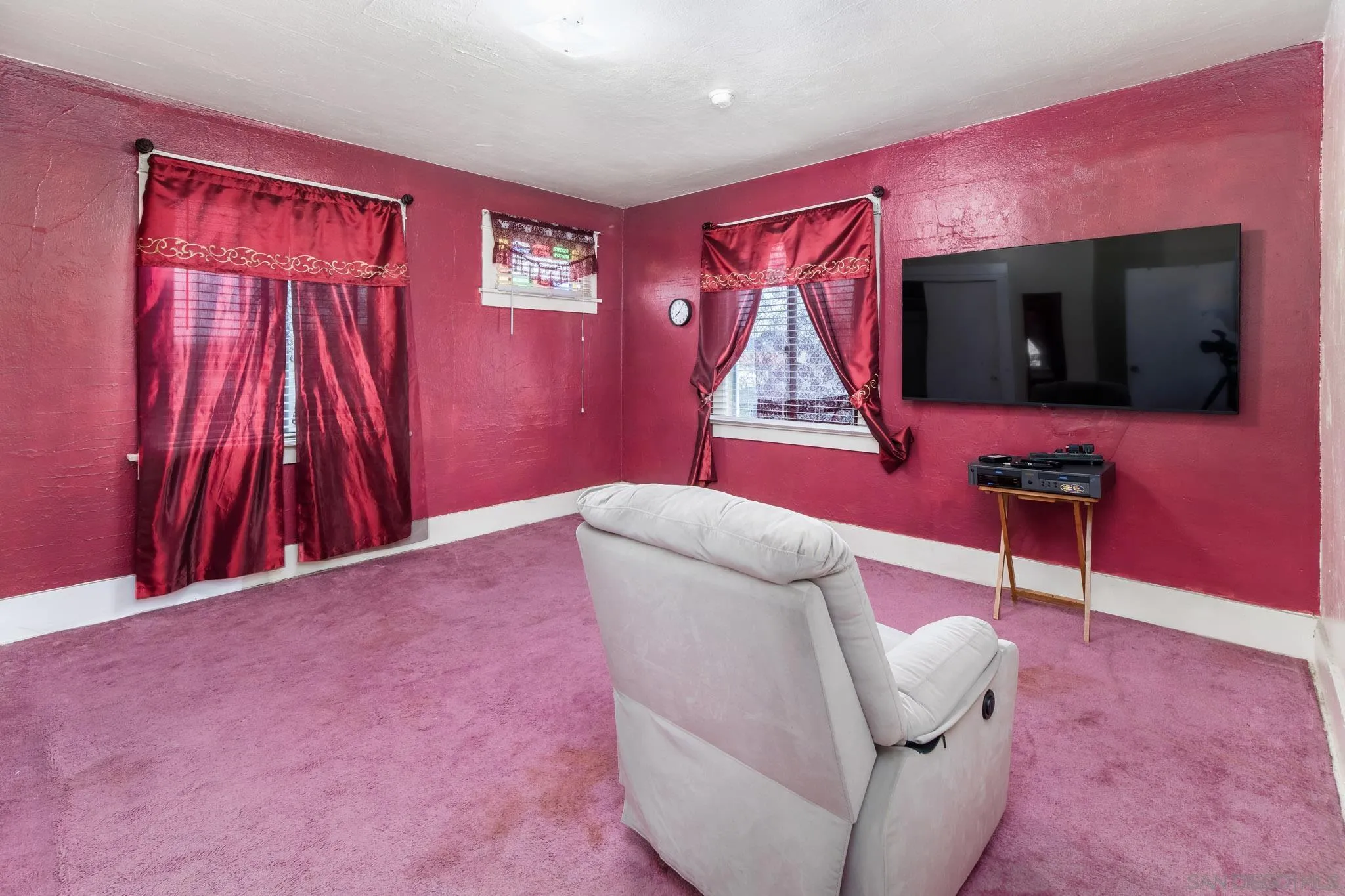 https://cdn.realtyfeed.com/cdn/127/250024731/e5f35ec4c81bc014784e9f38326c7d5e.webp