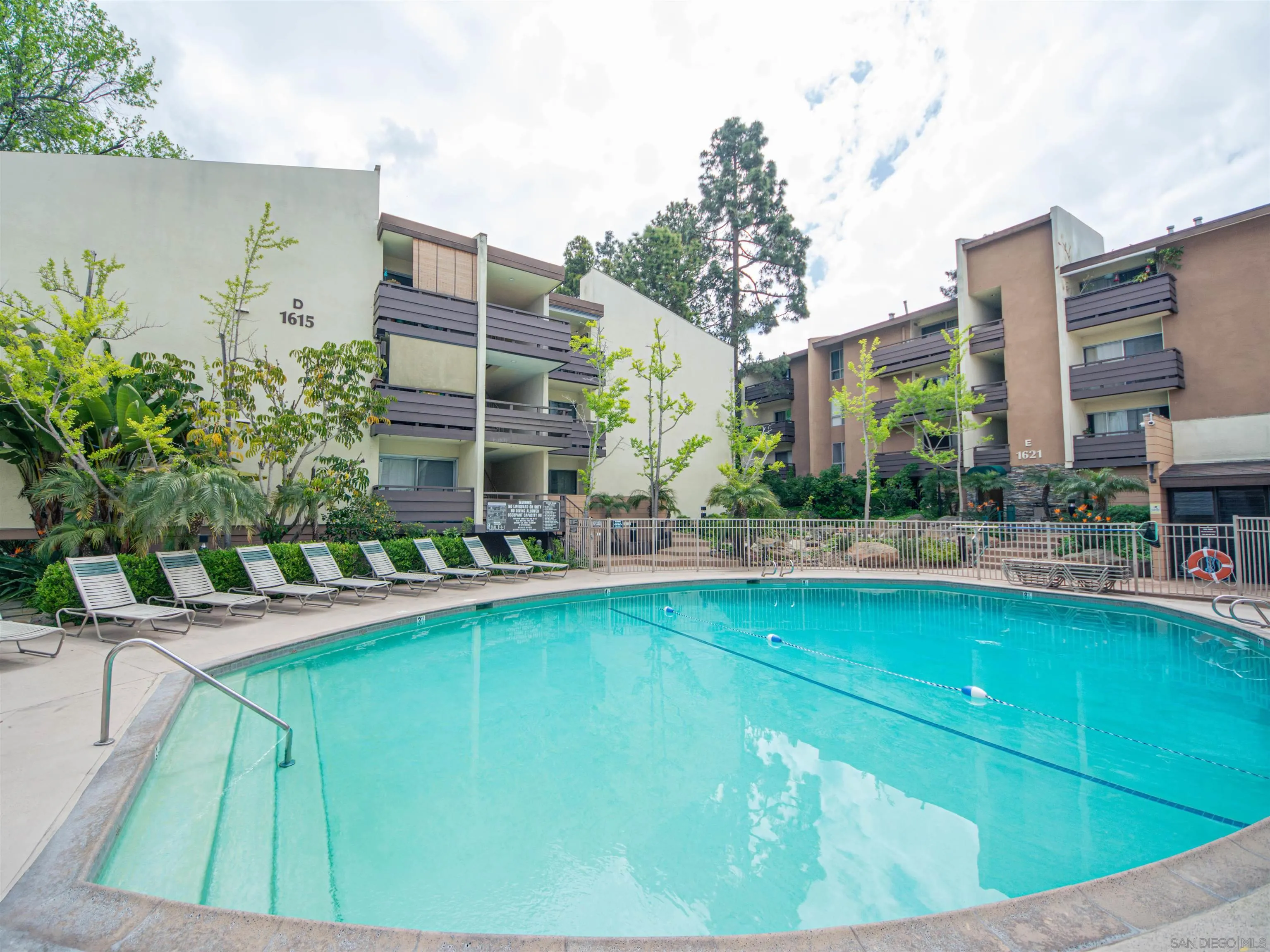https://cdn.realtyfeed.com/cdn/127/250024732/cfa981b98f99c9ff8160b40c6bb9bbe3.webp