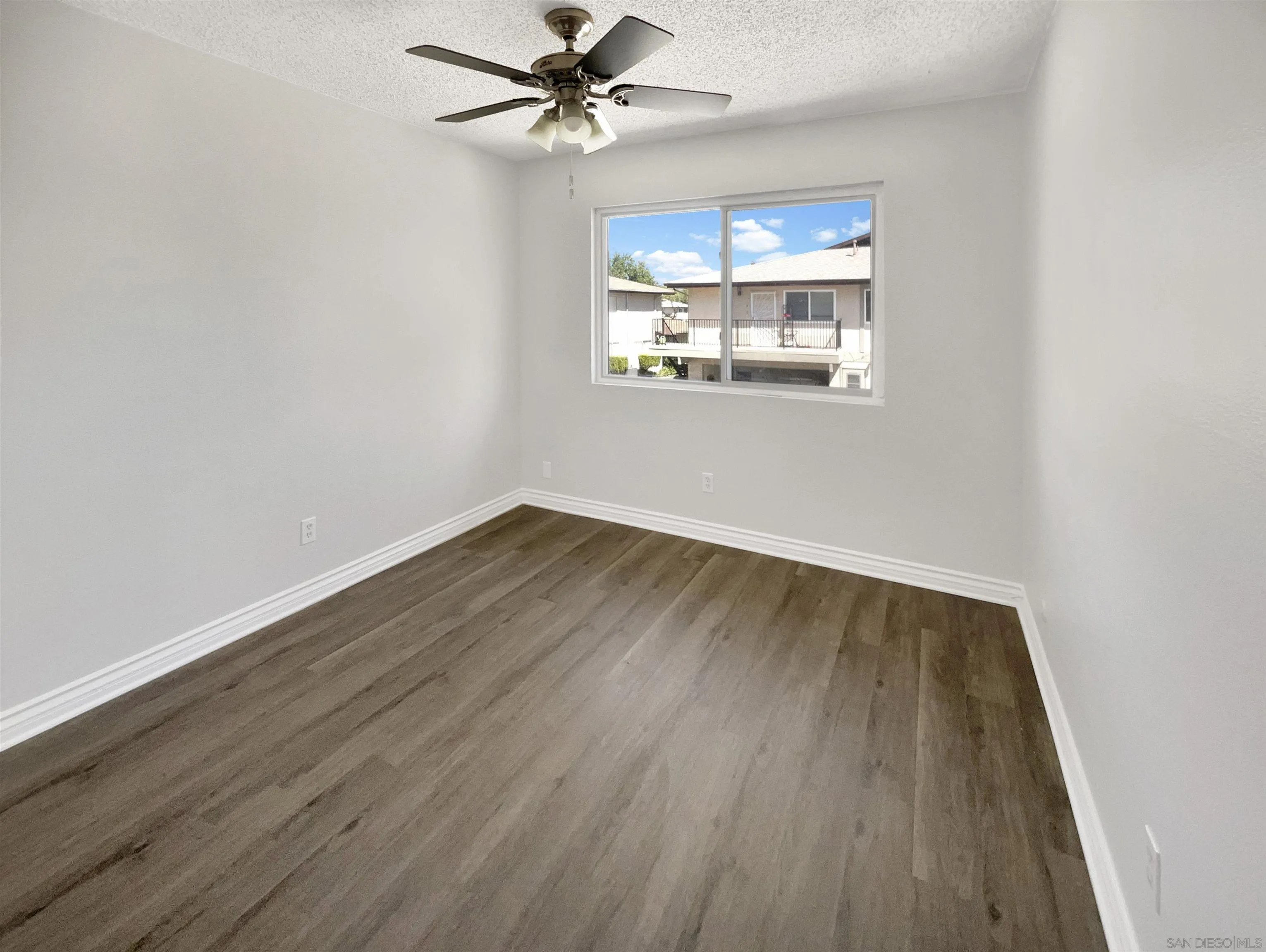 https://cdn.realtyfeed.com/cdn/127/250024739/6c5b4bf0beaf1f51d1dafd9f2d7a0ddf.webp