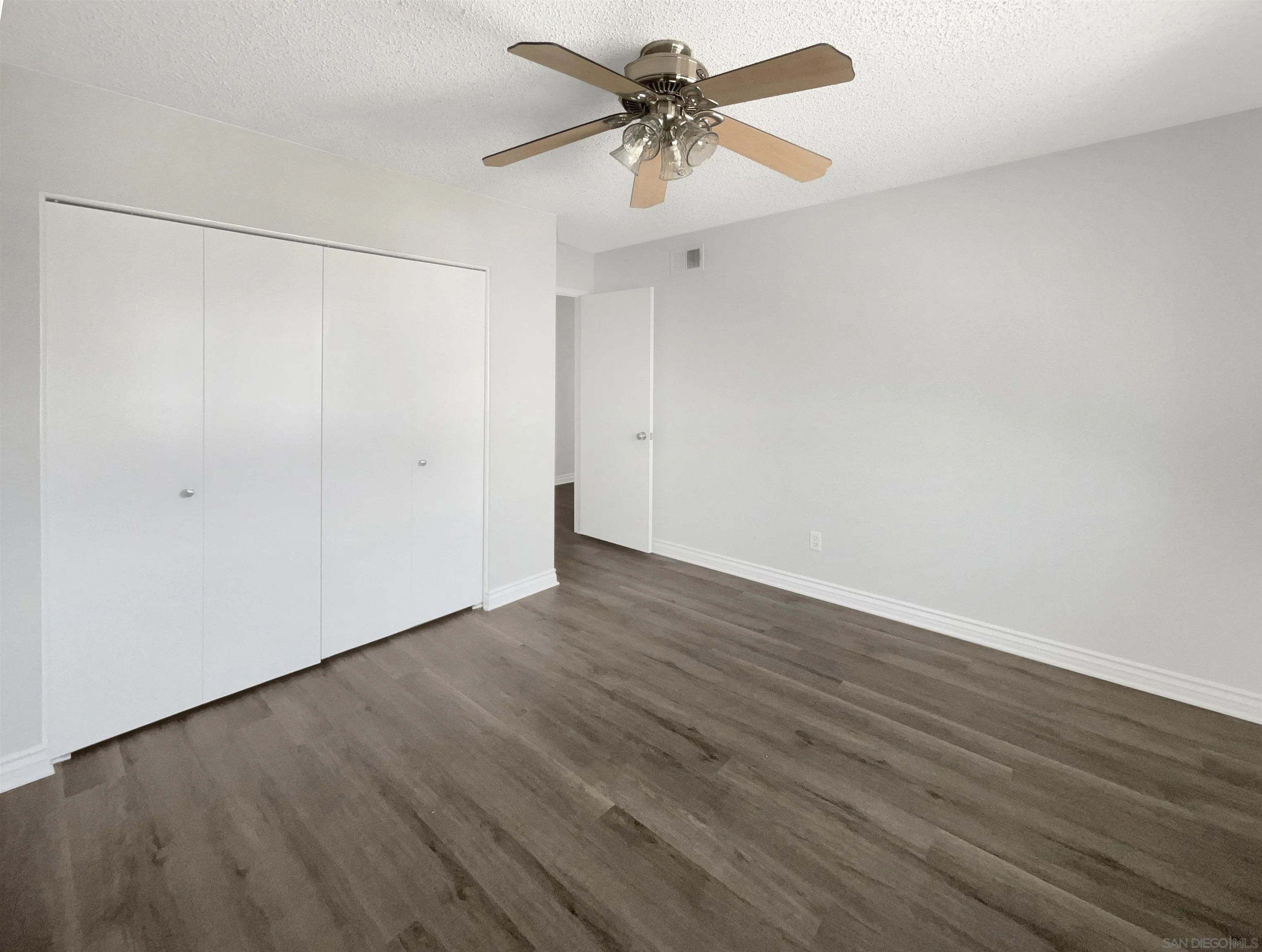 https://cdn.realtyfeed.com/cdn/127/250024739/eed22fcdb93b775fedf961d5047f44ee.webp