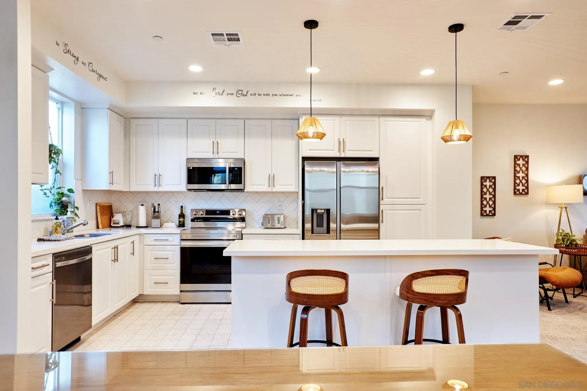 Photo #3: 250024751 Listing 