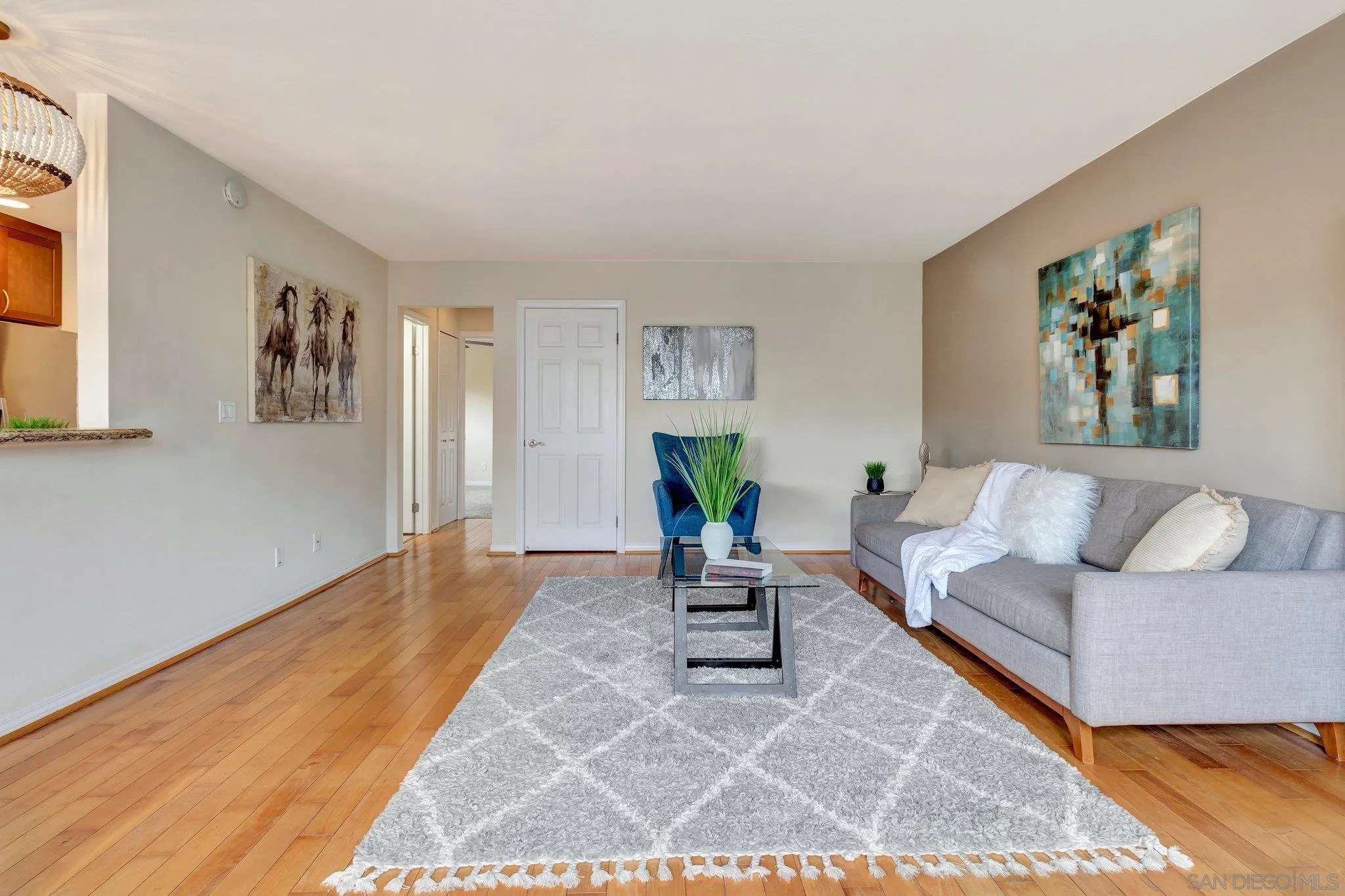 https://cdn.realtyfeed.com/cdn/127/250024773/2e85fe9761fa6567c878276298193df1.webp