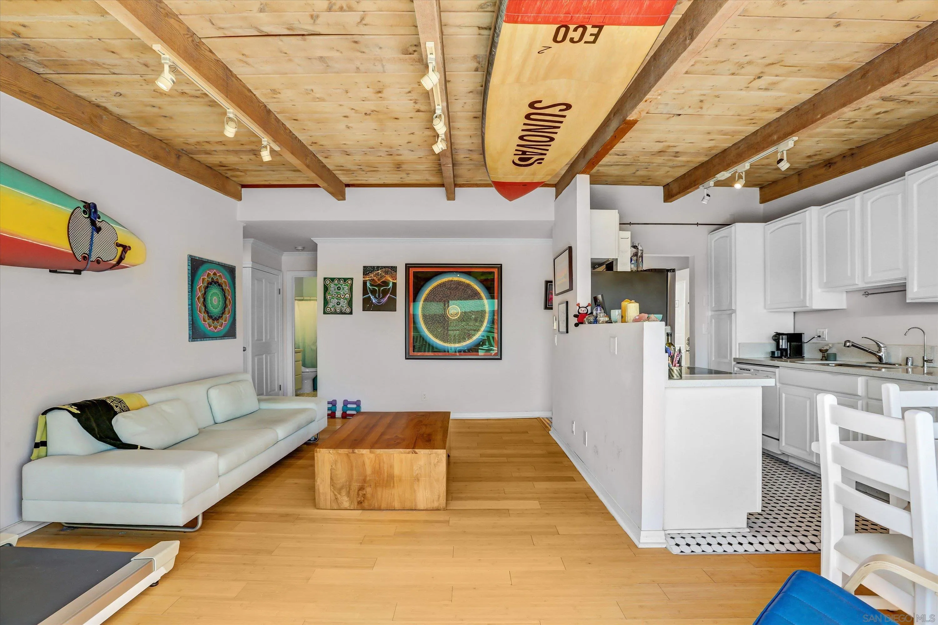 Photo #4: 250024784 Listing 