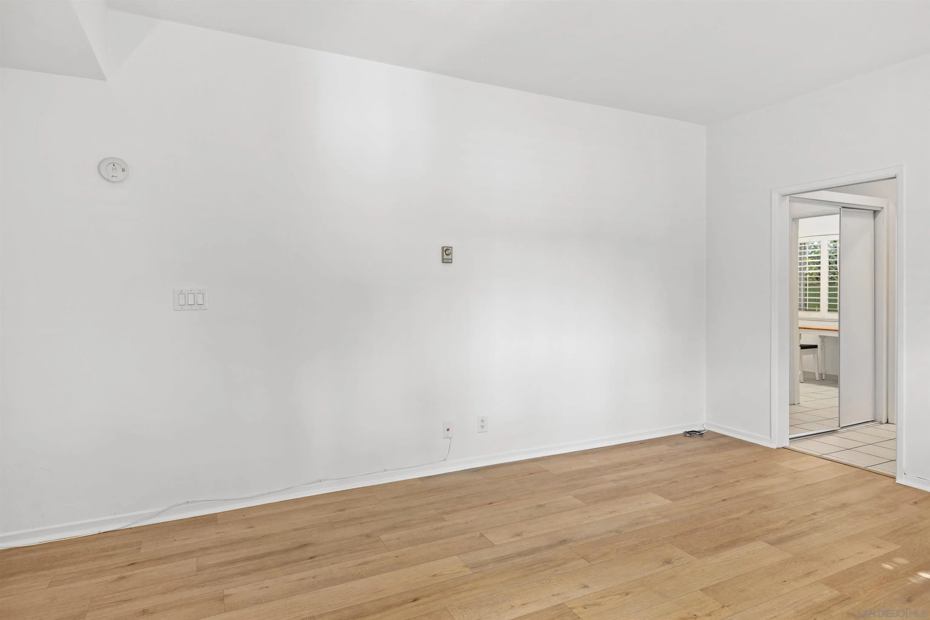 Photo #8: 250024848 Listing: Photo #8