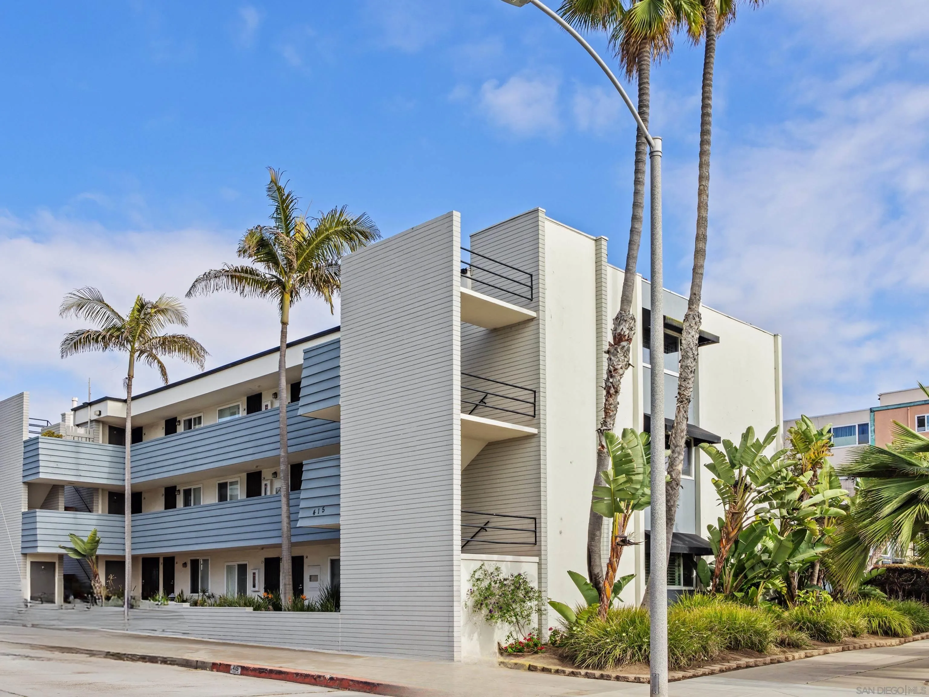 Photo #2: 250024848 Listing 