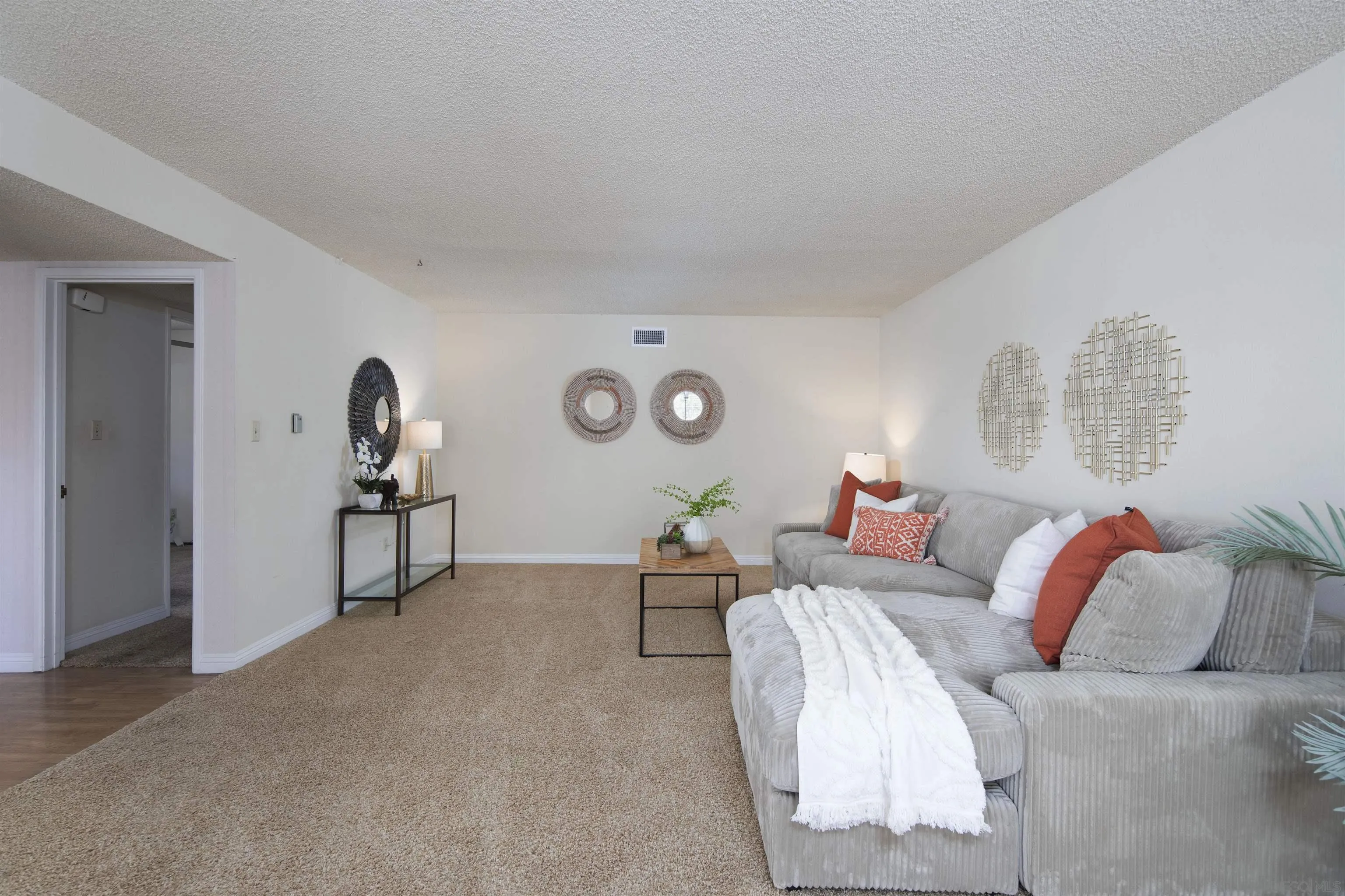 https://cdn.realtyfeed.com/cdn/127/250024851/2a5177208729425e7f997272db9fe6a6.webp