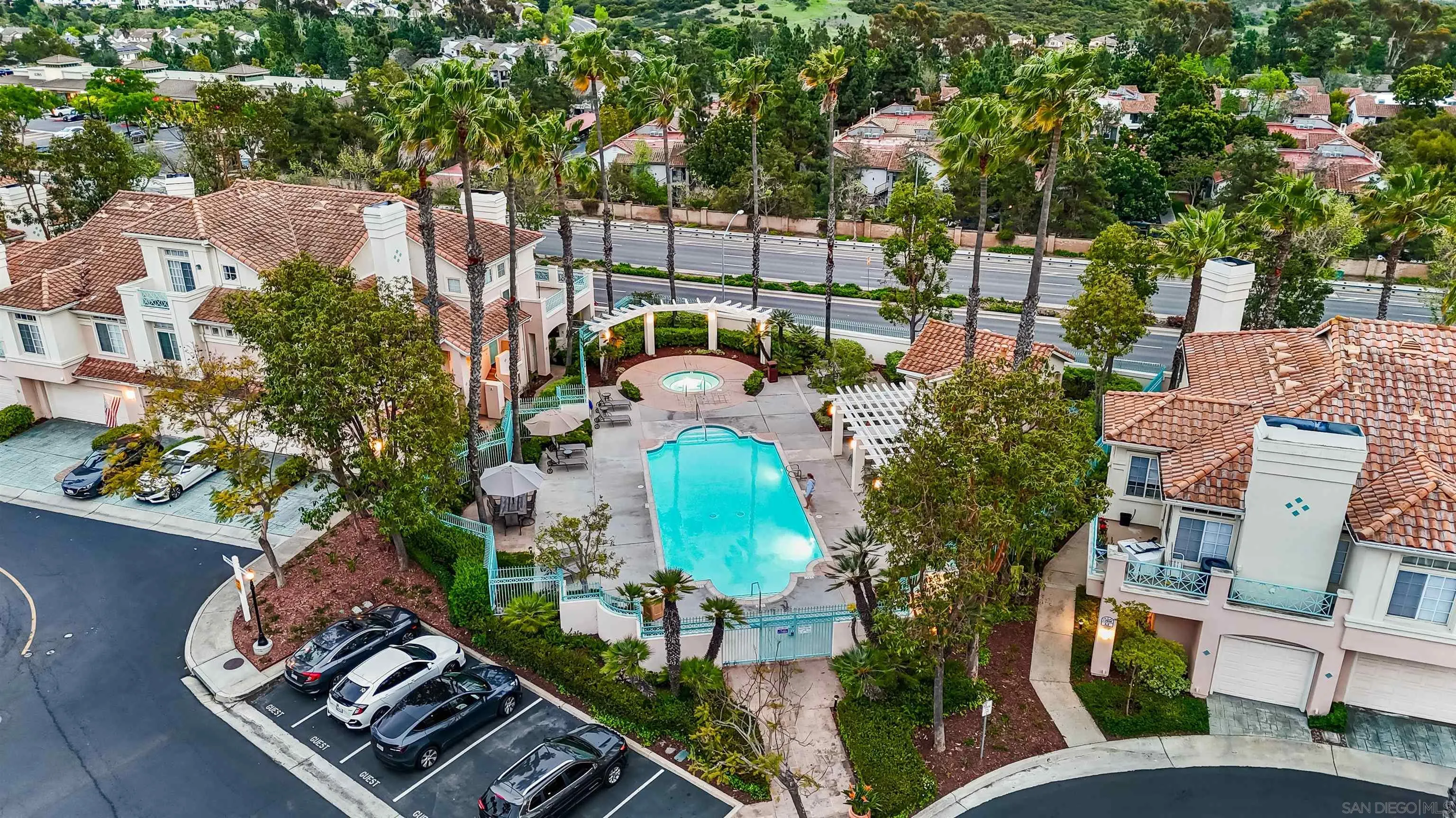https://cdn.realtyfeed.com/cdn/127/250024861/2ae0ba75d0fed247fd4468589b039ac7.webp