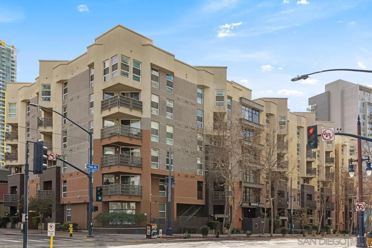 Photo #2: 250024875 Listing 