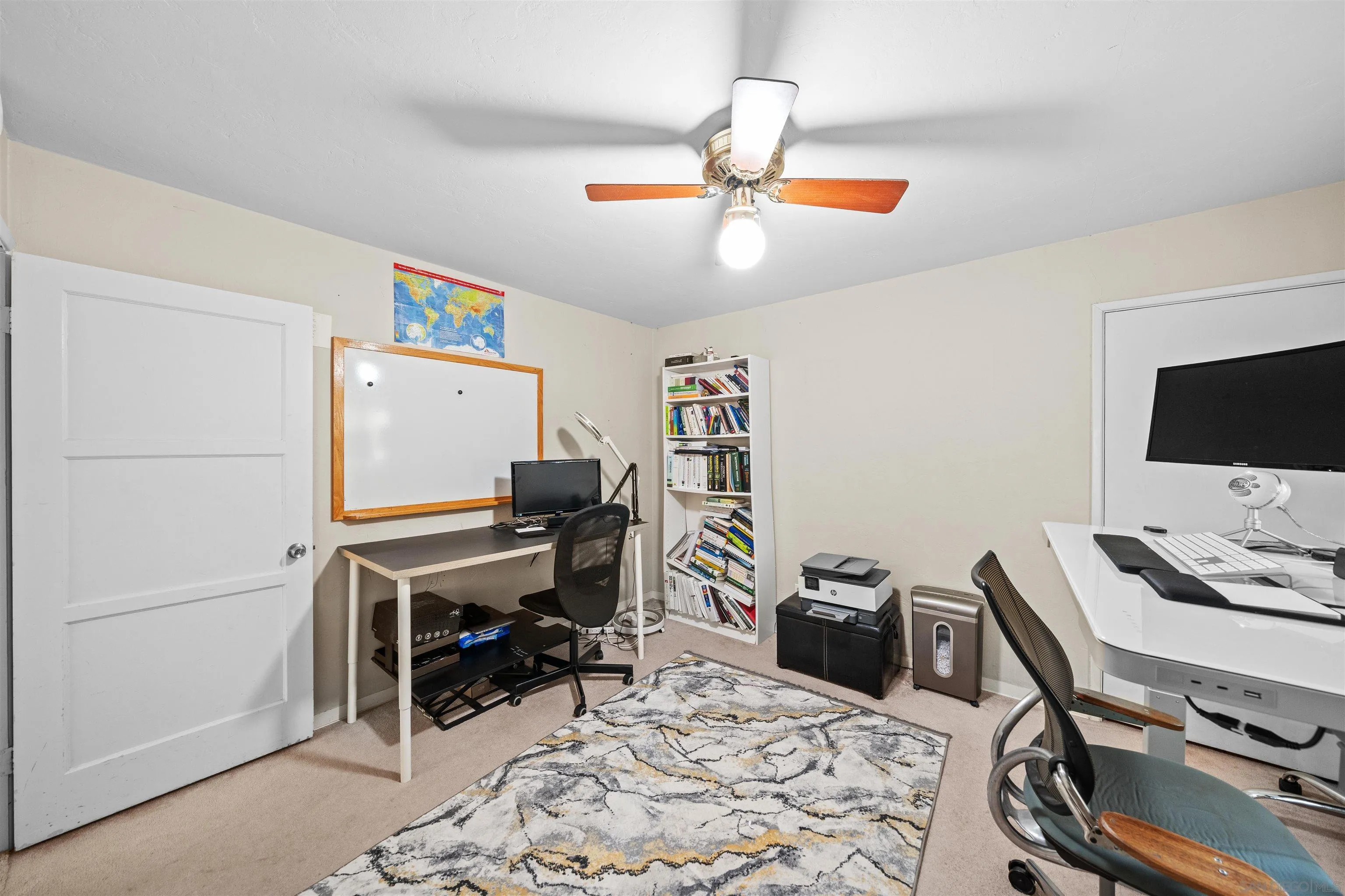https://cdn.realtyfeed.com/cdn/127/250024882/4f7dc64bb7f4434daac2210c5a01ad23.webp