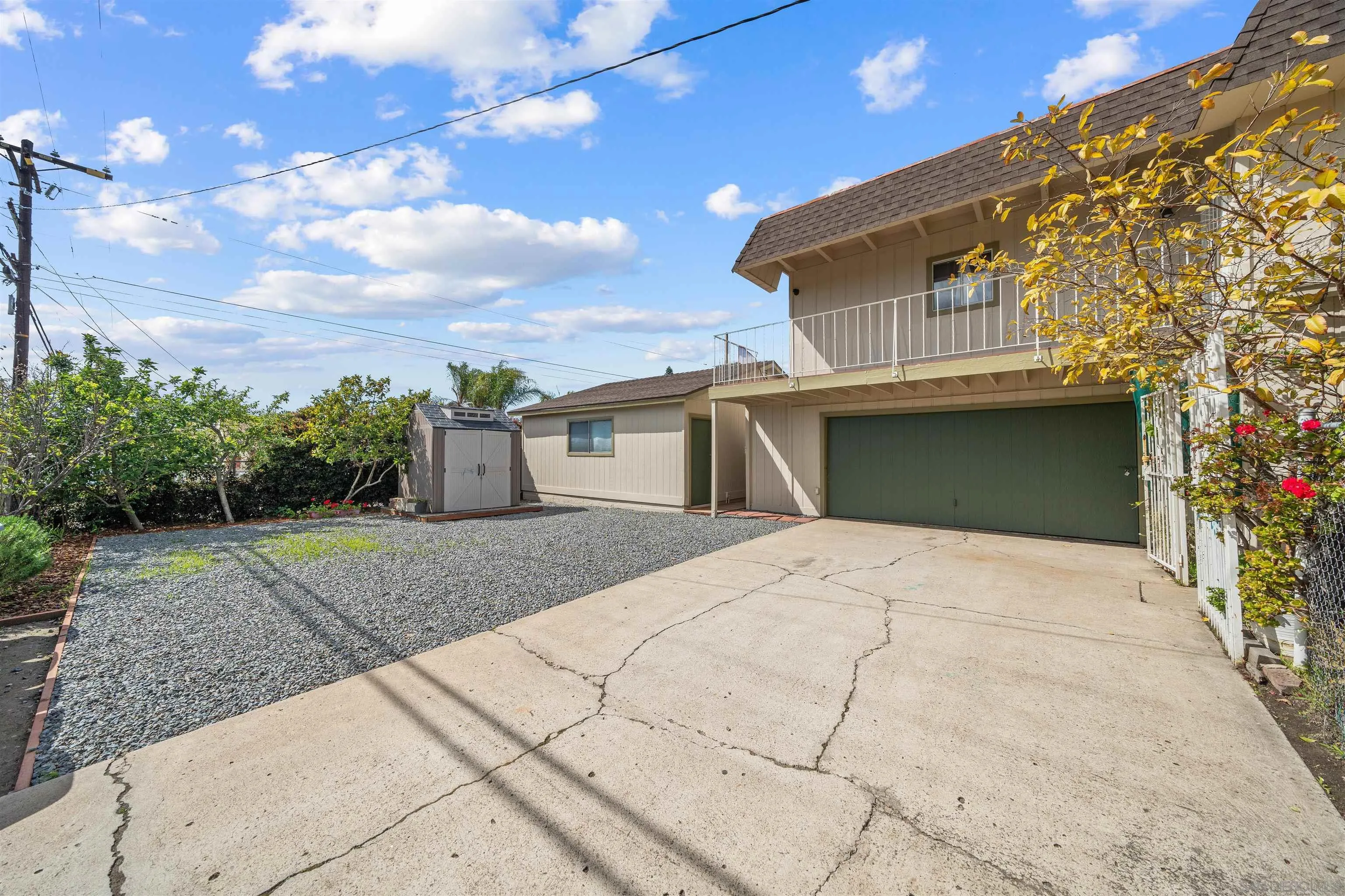 https://cdn.realtyfeed.com/cdn/127/250024882/a59b2c607d22c17c6de400ee88df7cd1.webp