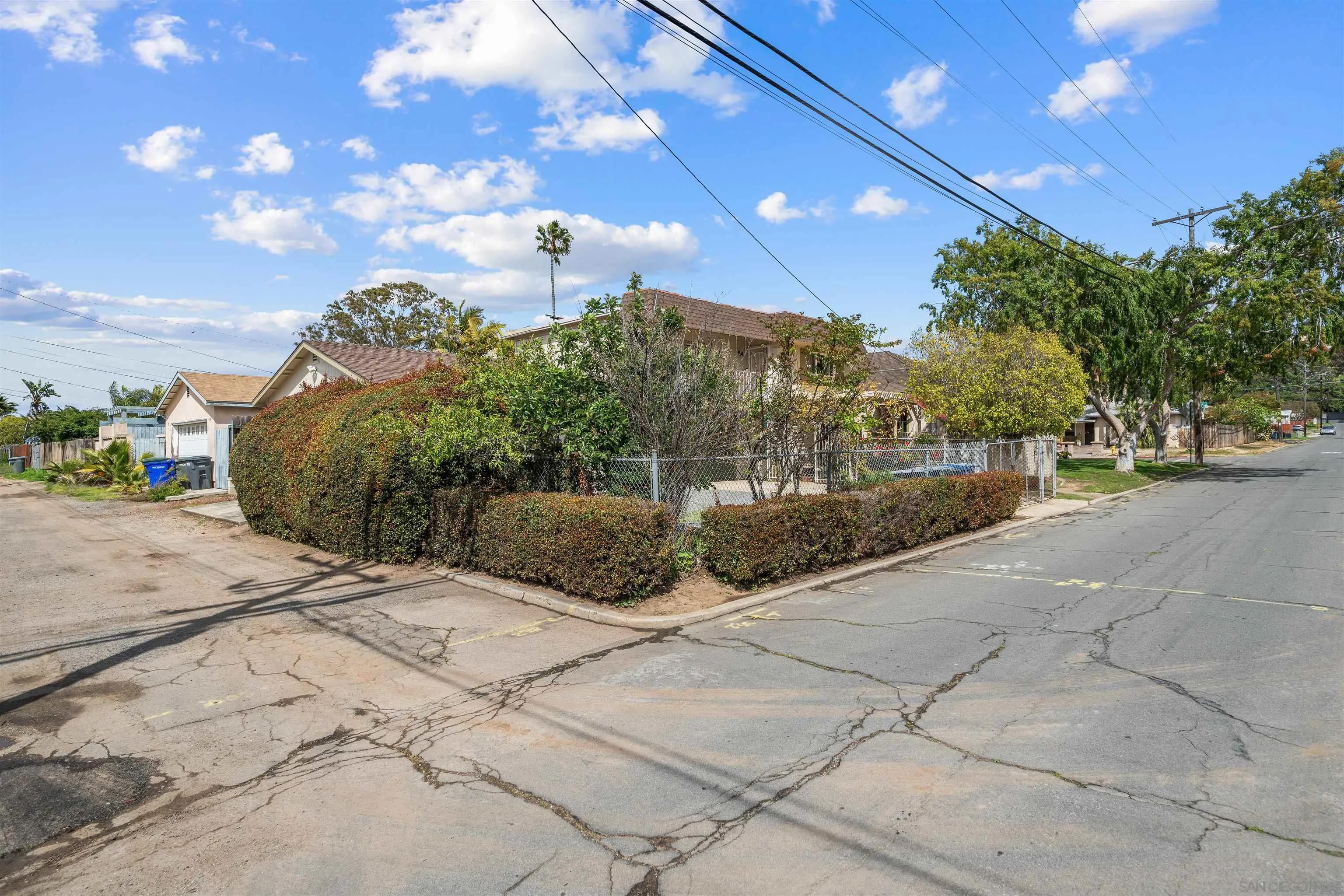 https://cdn.realtyfeed.com/cdn/127/250024882/d62f1d39fce69491f7d5e8ca9b0852eb.webp