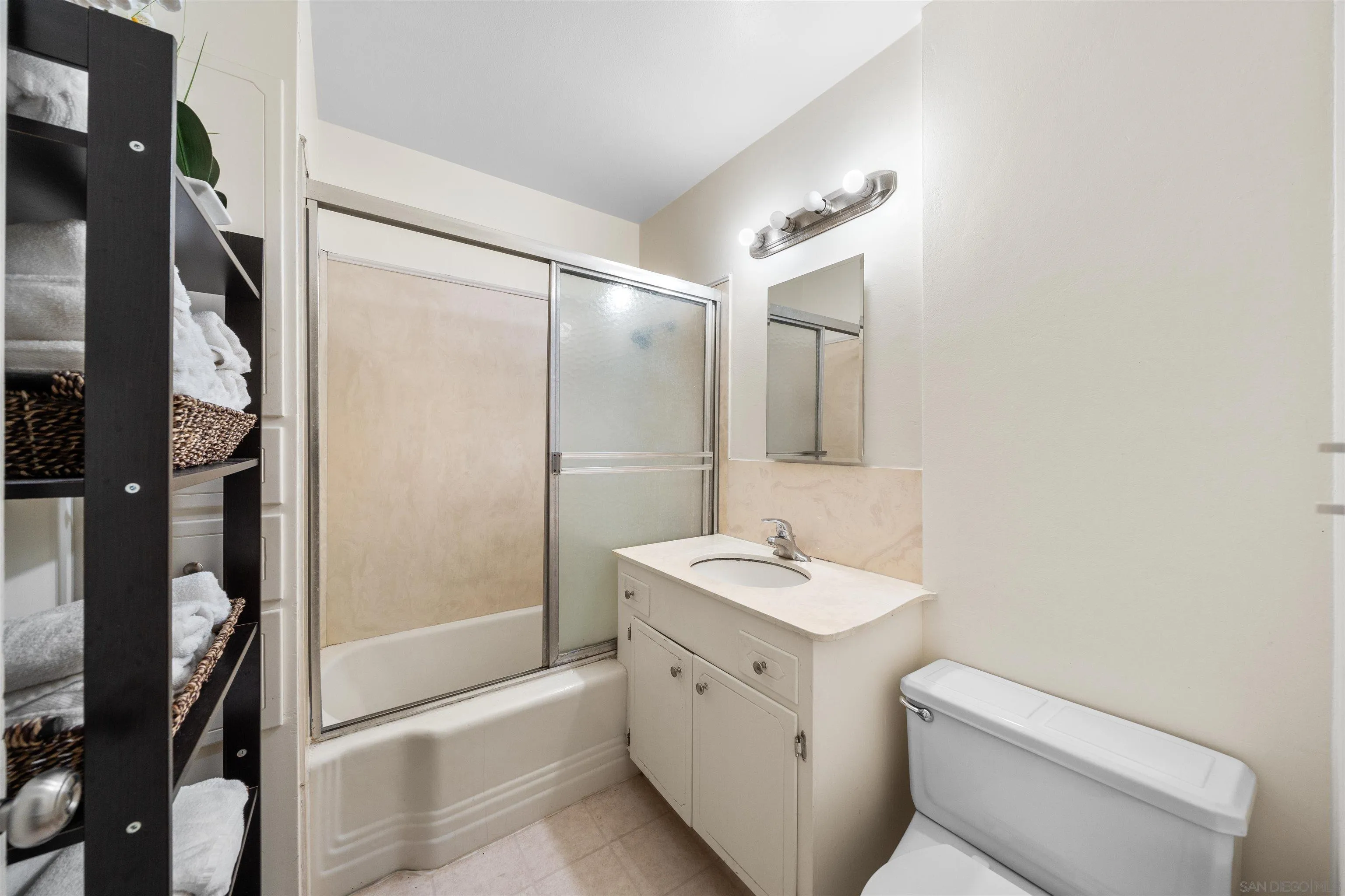 https://cdn.realtyfeed.com/cdn/127/250024882/e284a1b1a96005925bcf53c9454d4ffc.webp