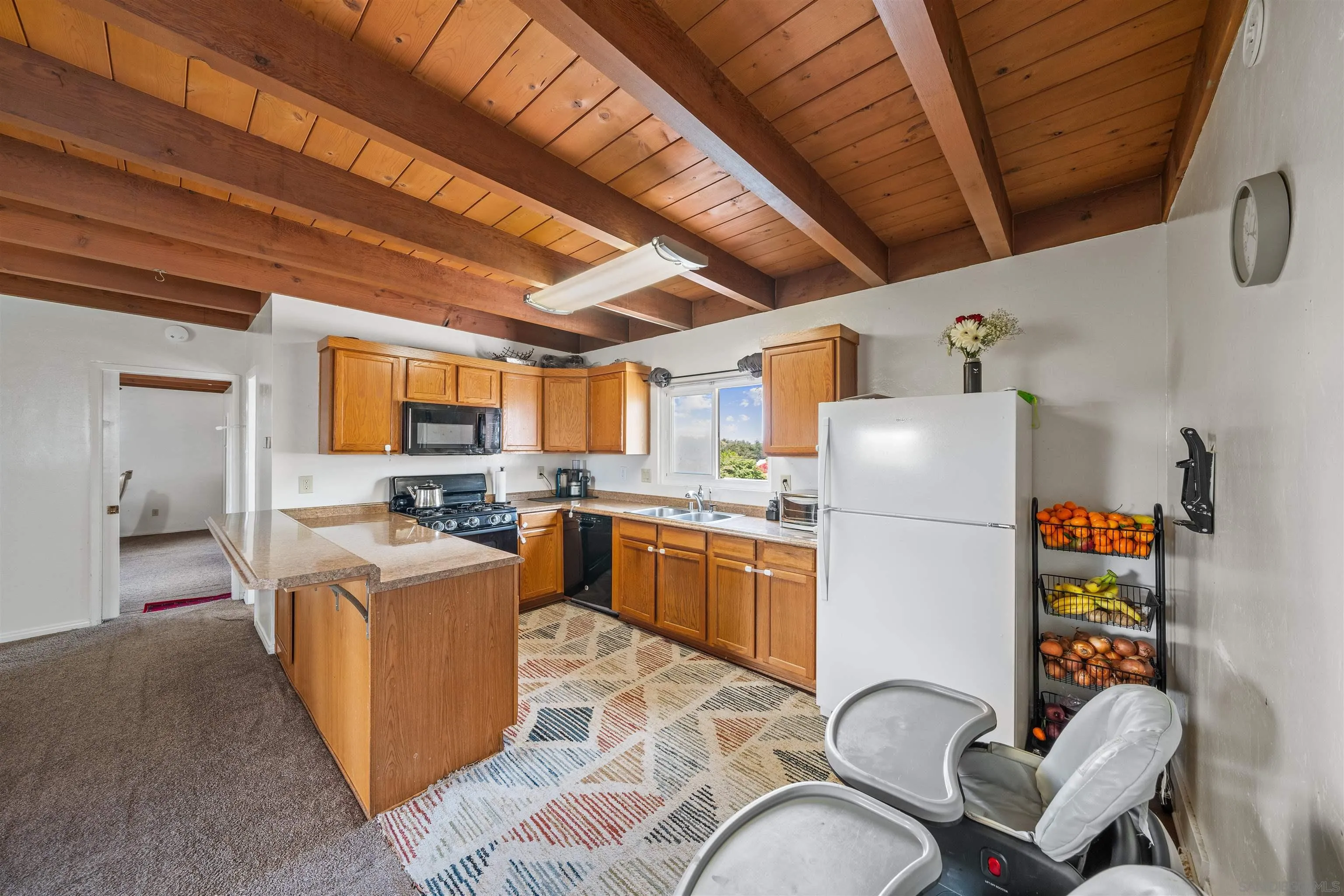https://cdn.realtyfeed.com/cdn/127/250024882/f19caefb26064733176dbb70e9728d13.webp