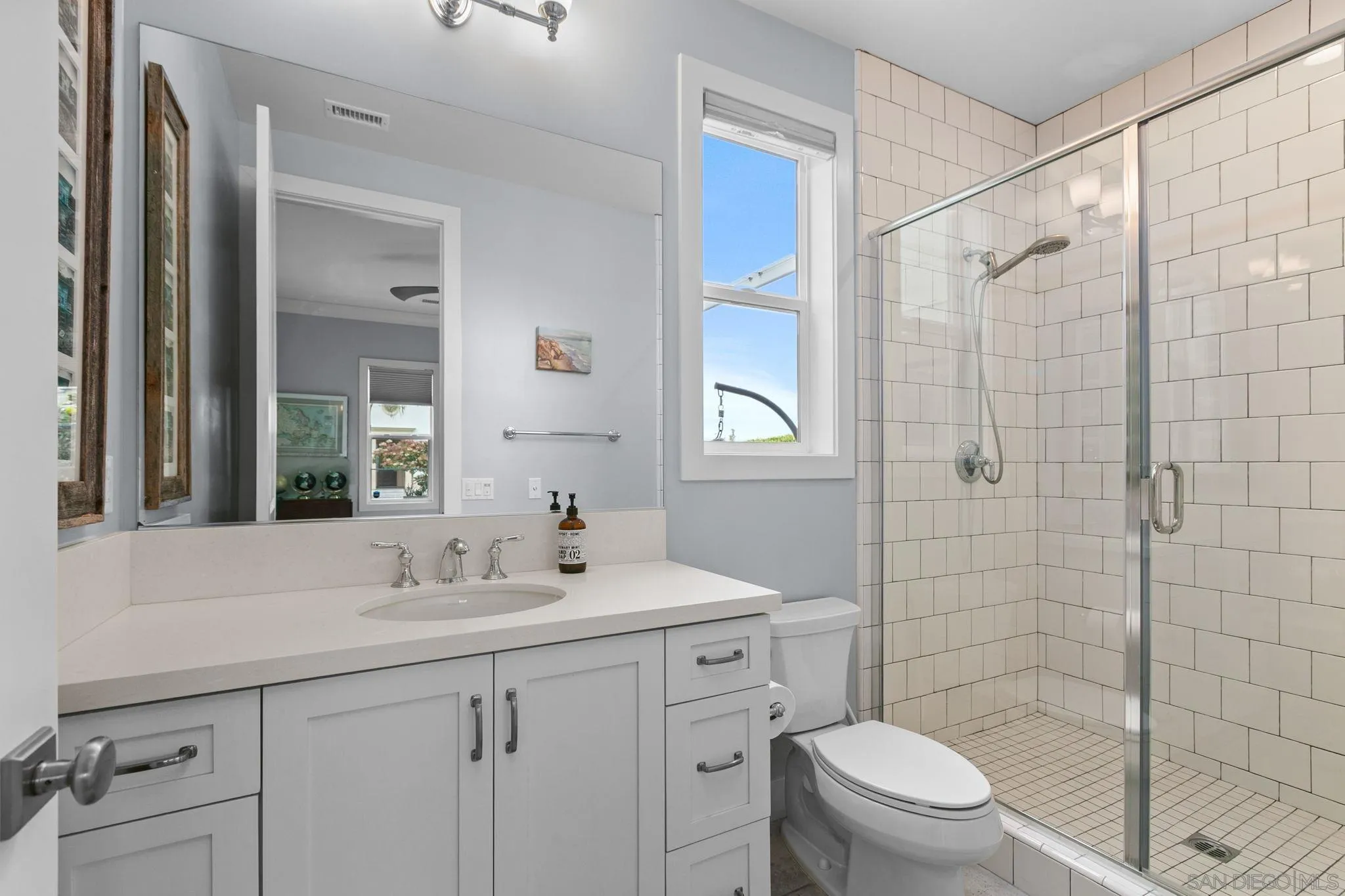 https://cdn.realtyfeed.com/cdn/127/250024899/3288442a5b9779c3d4bb6e59dd983af8.webp