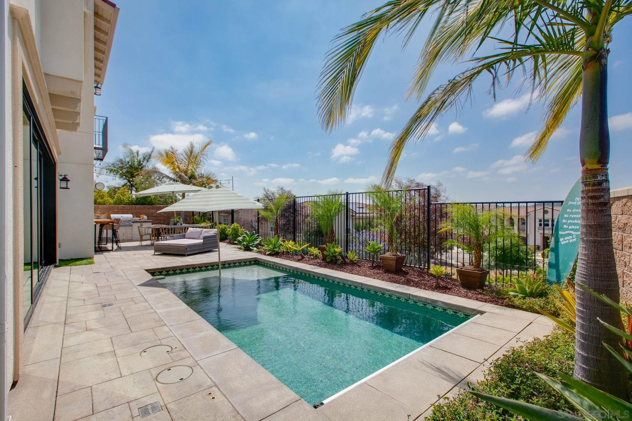 https://cdn.realtyfeed.com/cdn/127/250024899/4e5c0f6e87d9bcb23202e05fb05b3423.webp