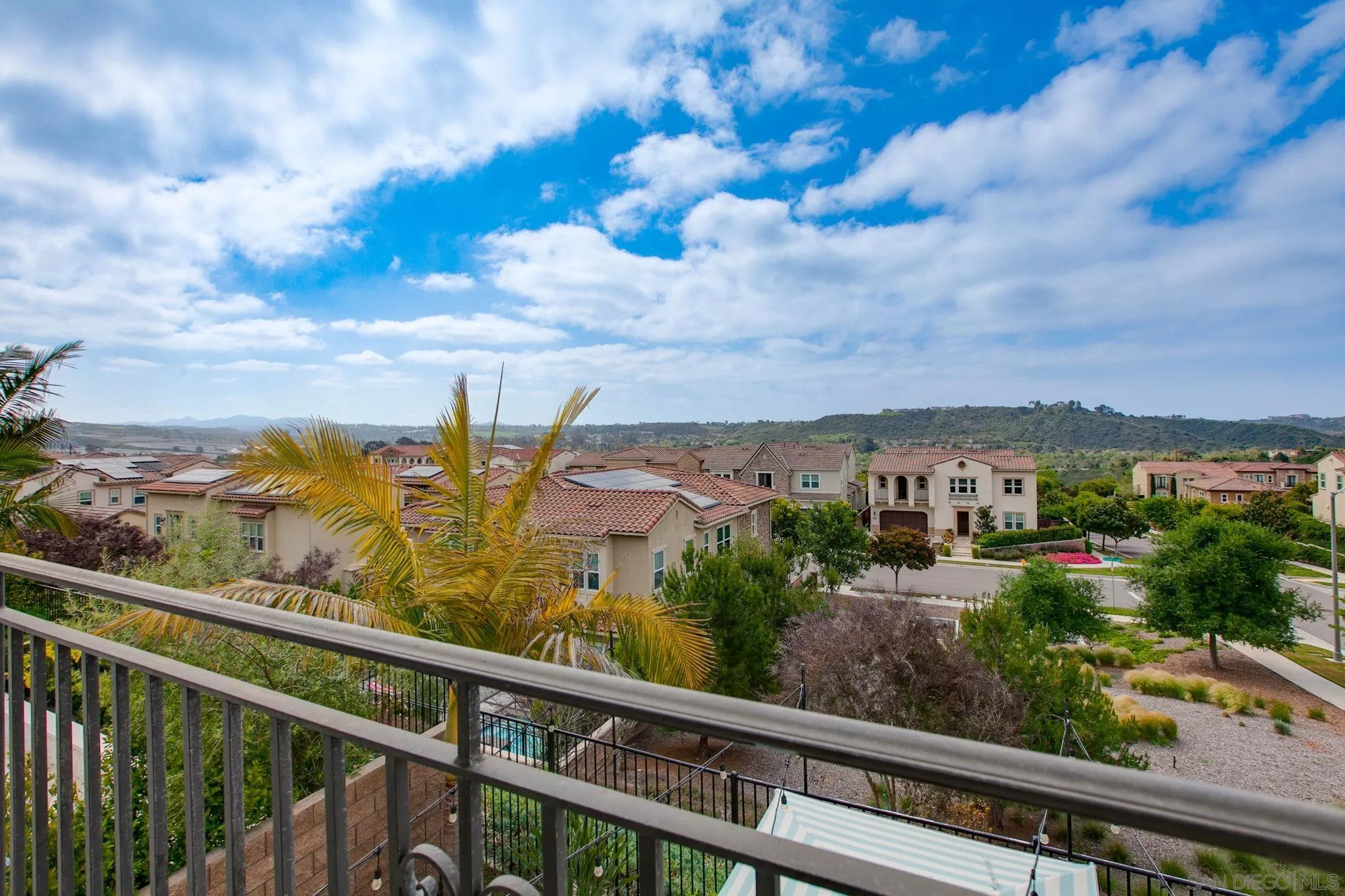 https://cdn.realtyfeed.com/cdn/127/250024899/609ee5fda590aacc58b3982296b6d4eb.webp