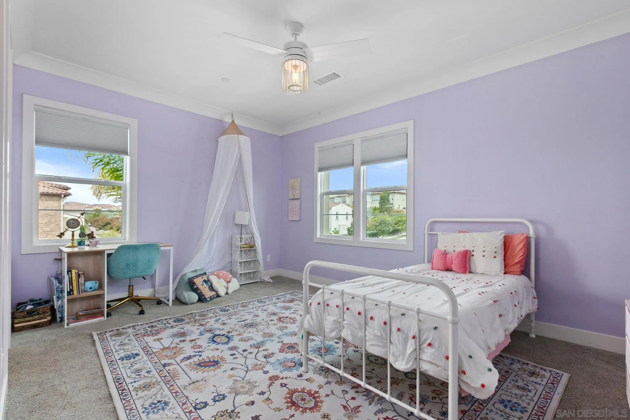https://cdn.realtyfeed.com/cdn/127/250024899/921c7b54836c6ddf9c1a9db9c5ce7d61.webp