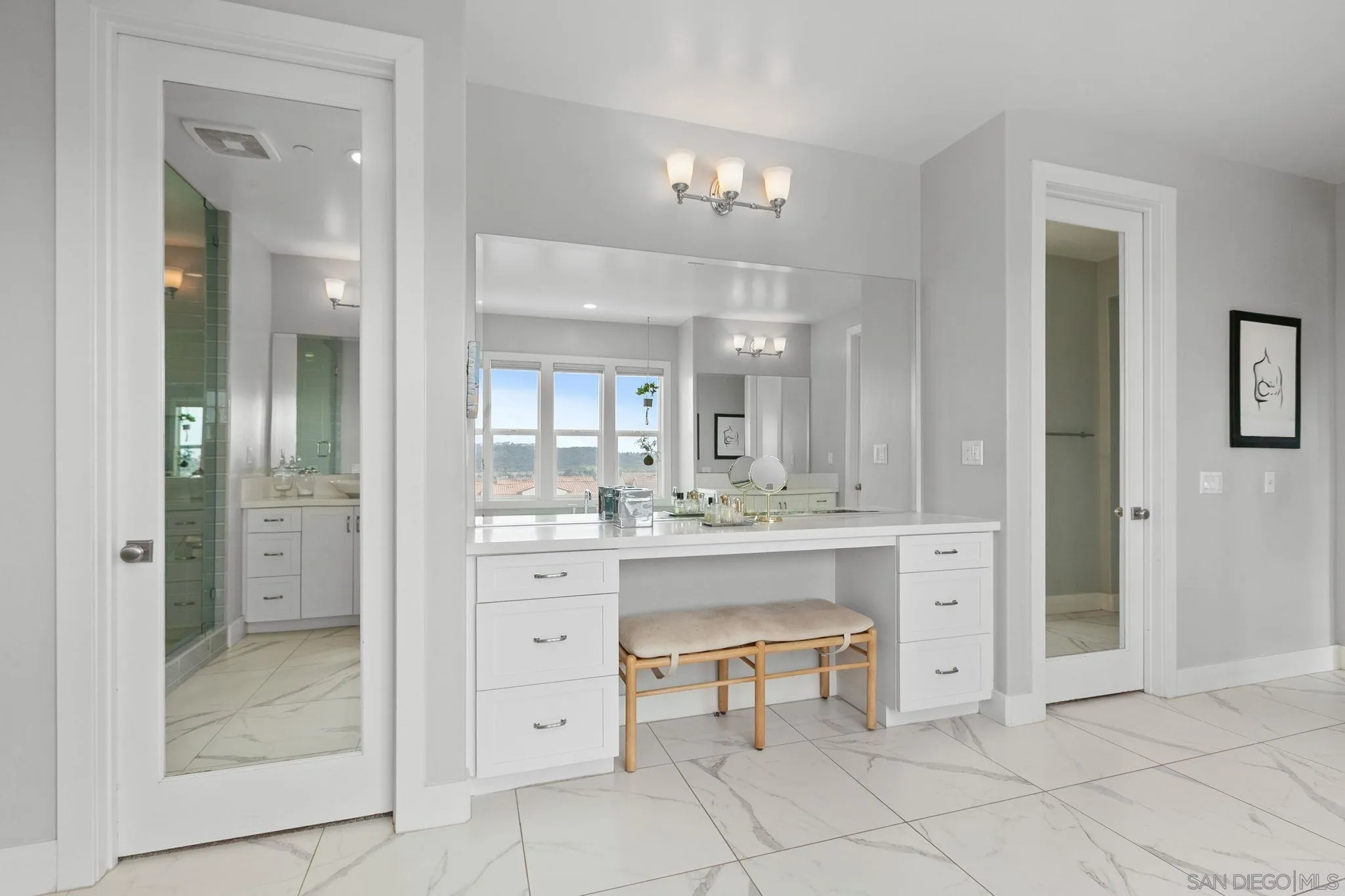 https://cdn.realtyfeed.com/cdn/127/250024899/c75512a385a63fd533fd65308d9c95cc.webp