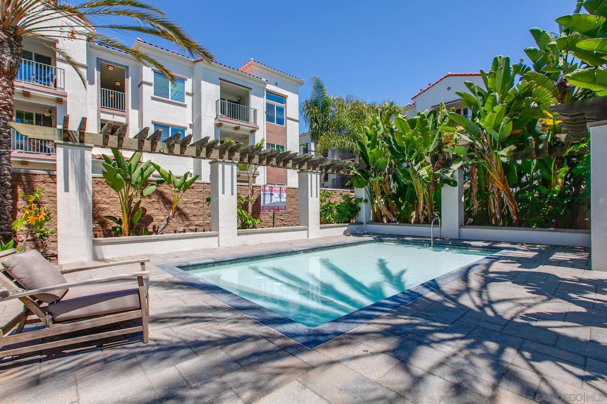 https://cdn.realtyfeed.com/cdn/127/250024899/dce6e961af46a53df7405519ee7a4ad1.webp