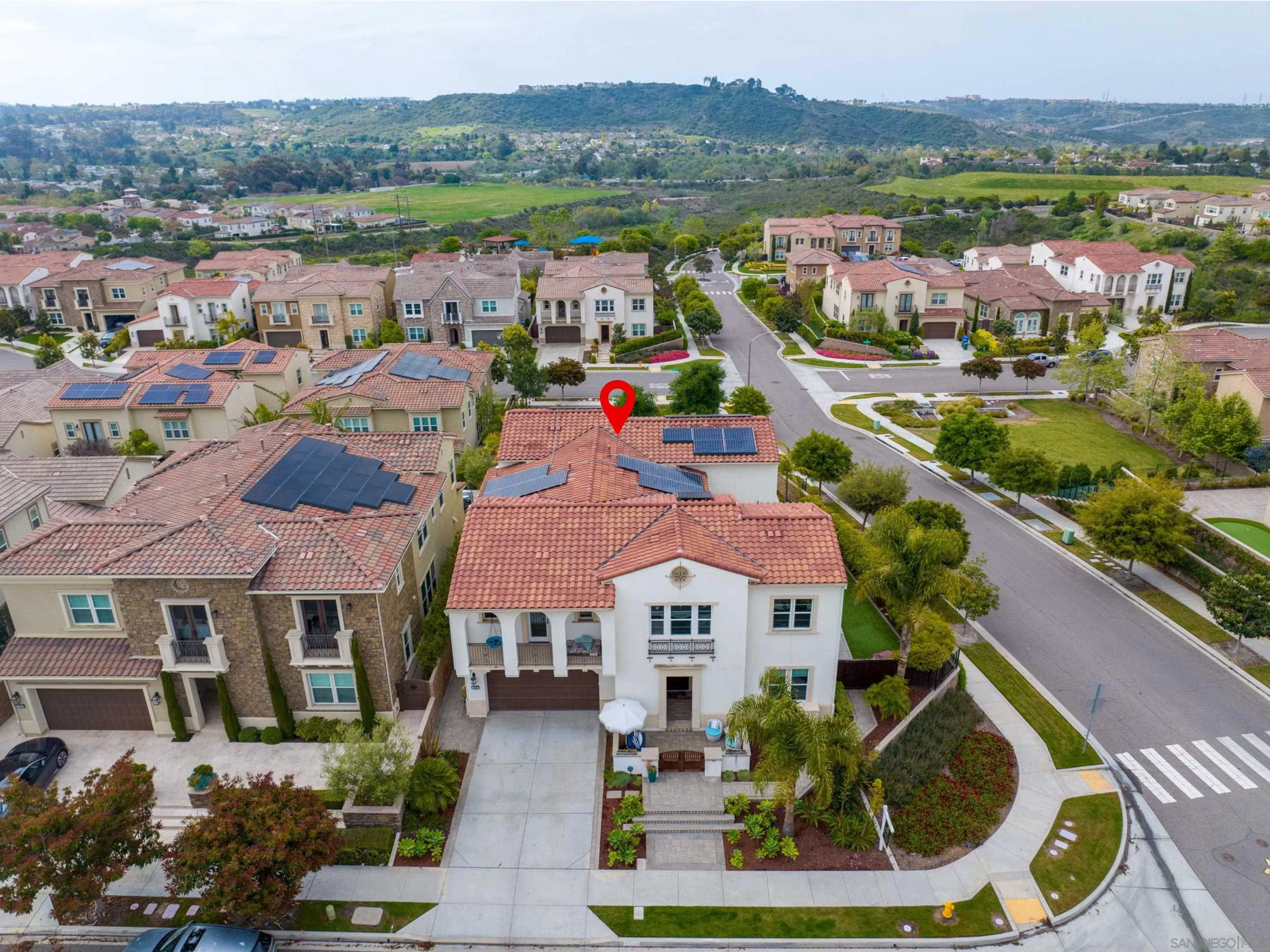 https://cdn.realtyfeed.com/cdn/127/250024899/e037c942c1fb4f8e516603310e705993.webp