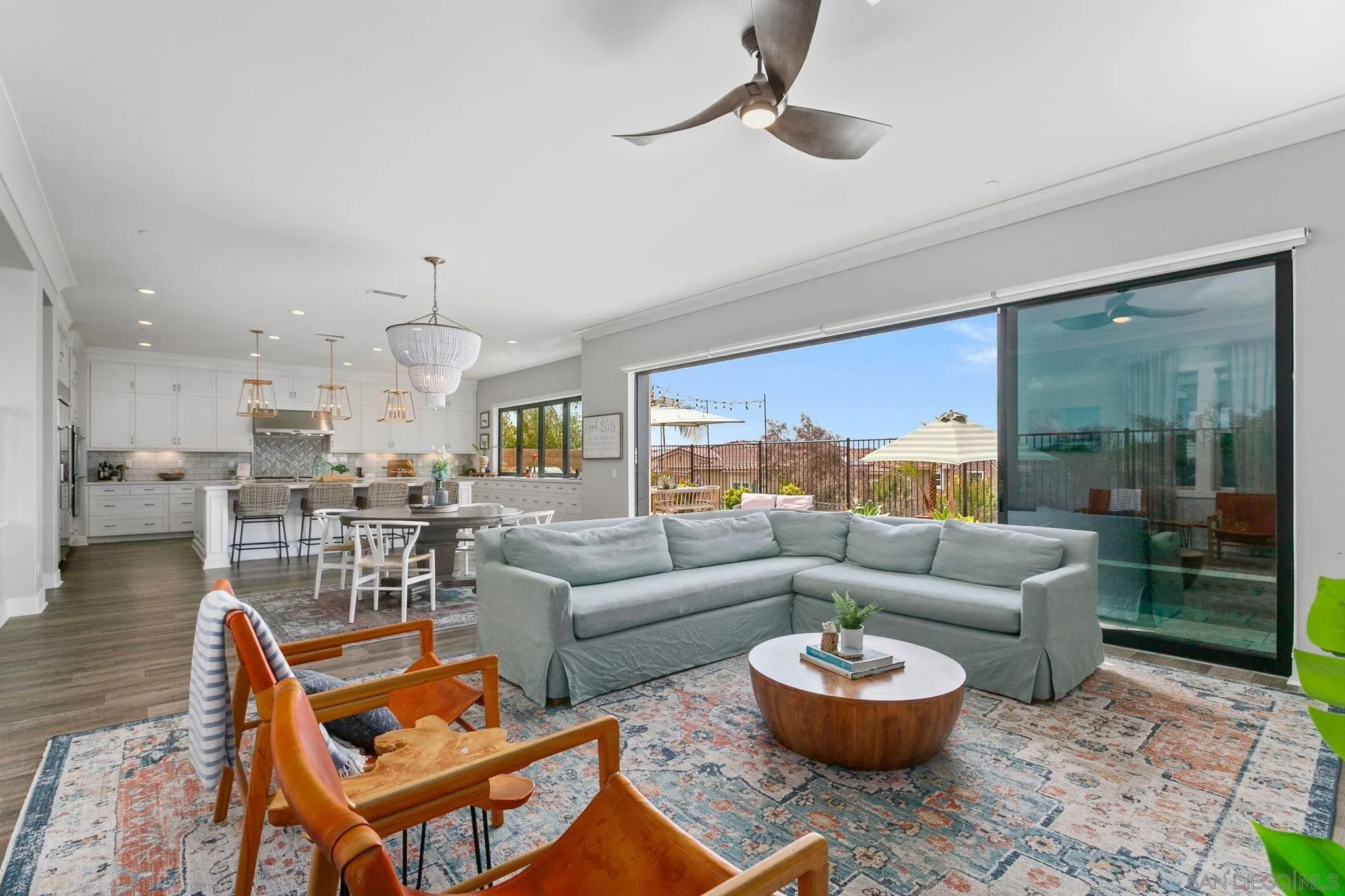 https://cdn.realtyfeed.com/cdn/127/250024899/f9c3c60e696f52e0f326d674c8bc1c73.webp