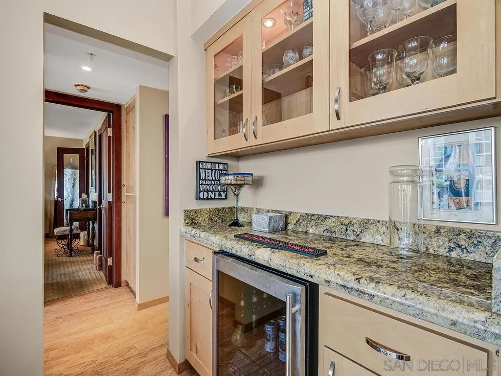 https://cdn.realtyfeed.com/cdn/127/250024912/357d8cd83dfdce96c2aedf3f4cfba31f.webp