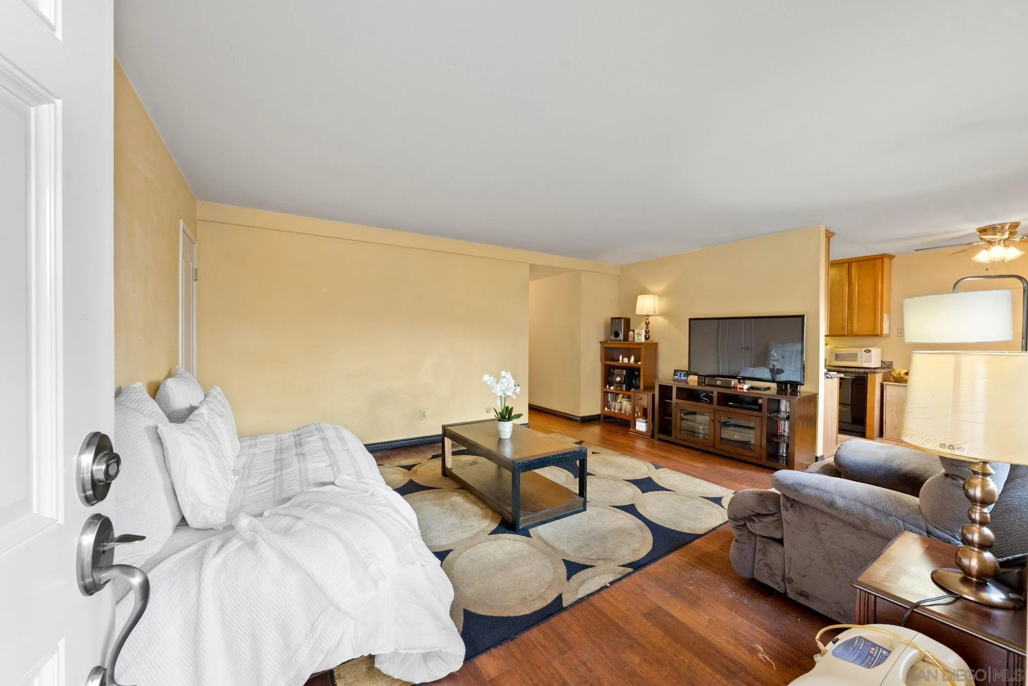 Photo #6: 250024942 Listing 