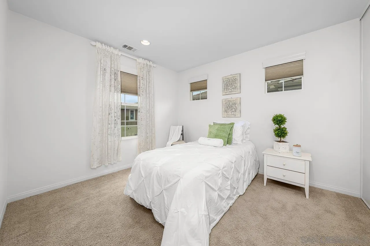 Photo #24: 250024963 Listing: Photo #24