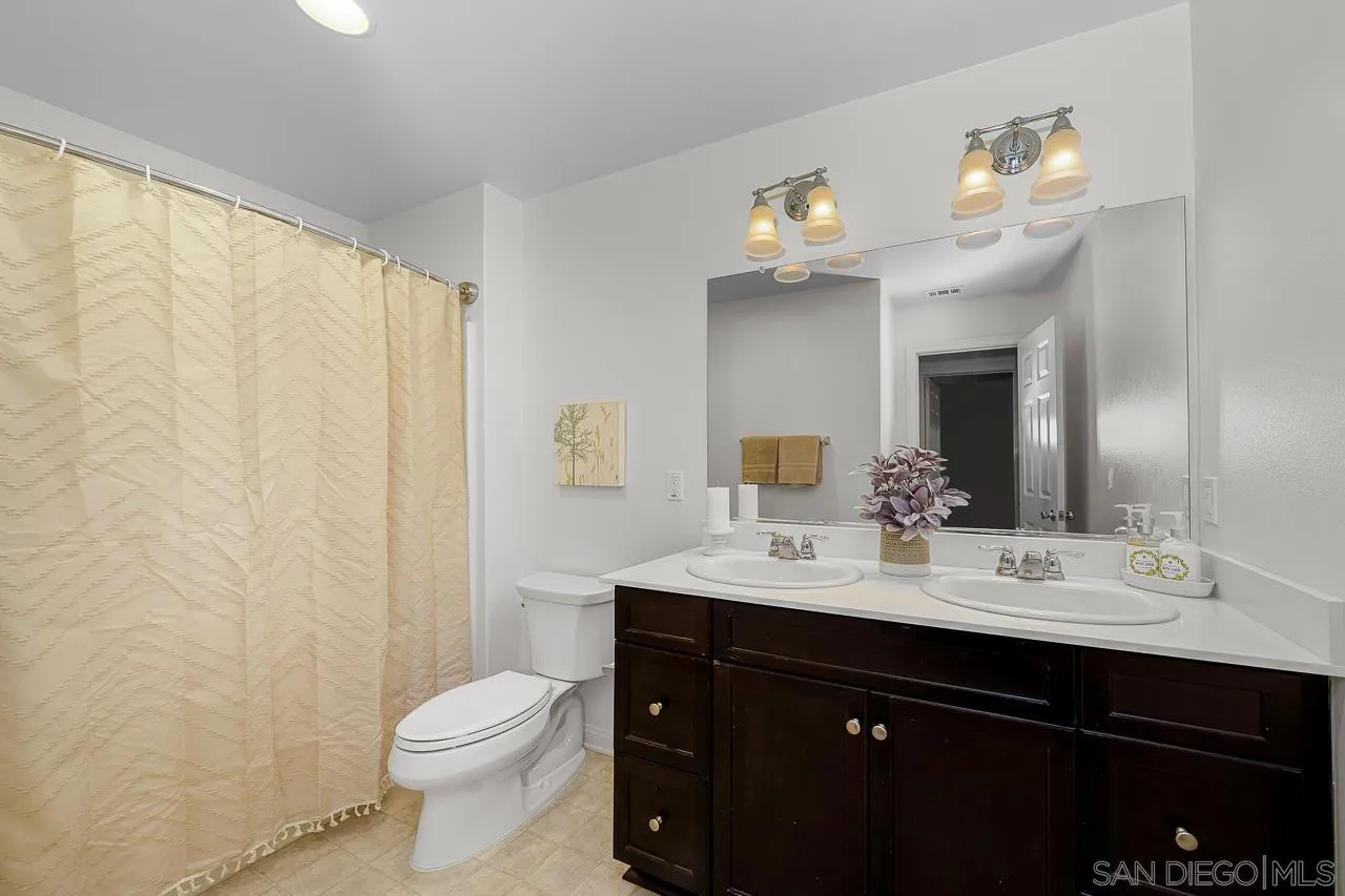 Photo #26: 250024963 Listing: Photo #26