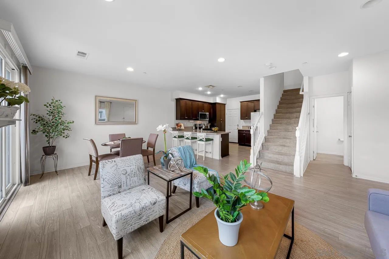 Photo #7: 250024963 Listing: Photo #7