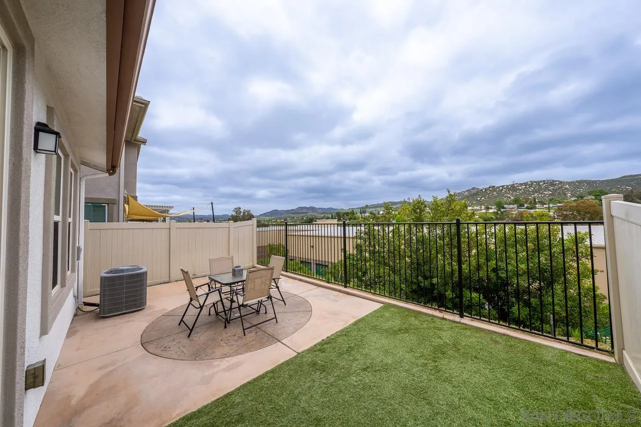 Photo #14: 250024963 Listing: Photo #14