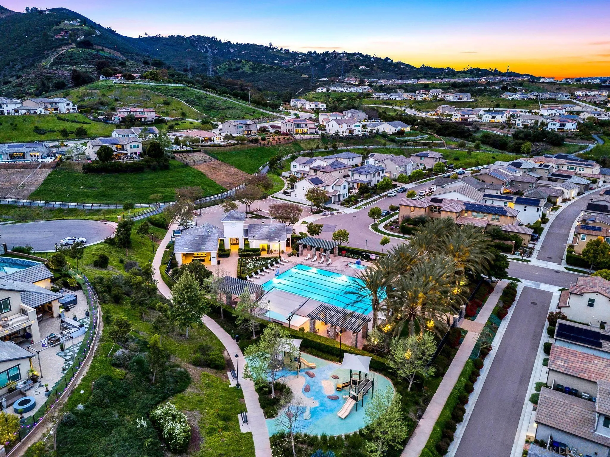 https://cdn.realtyfeed.com/cdn/127/250024989/105f203bd48478ea468e5e7ac4da91ae.webp