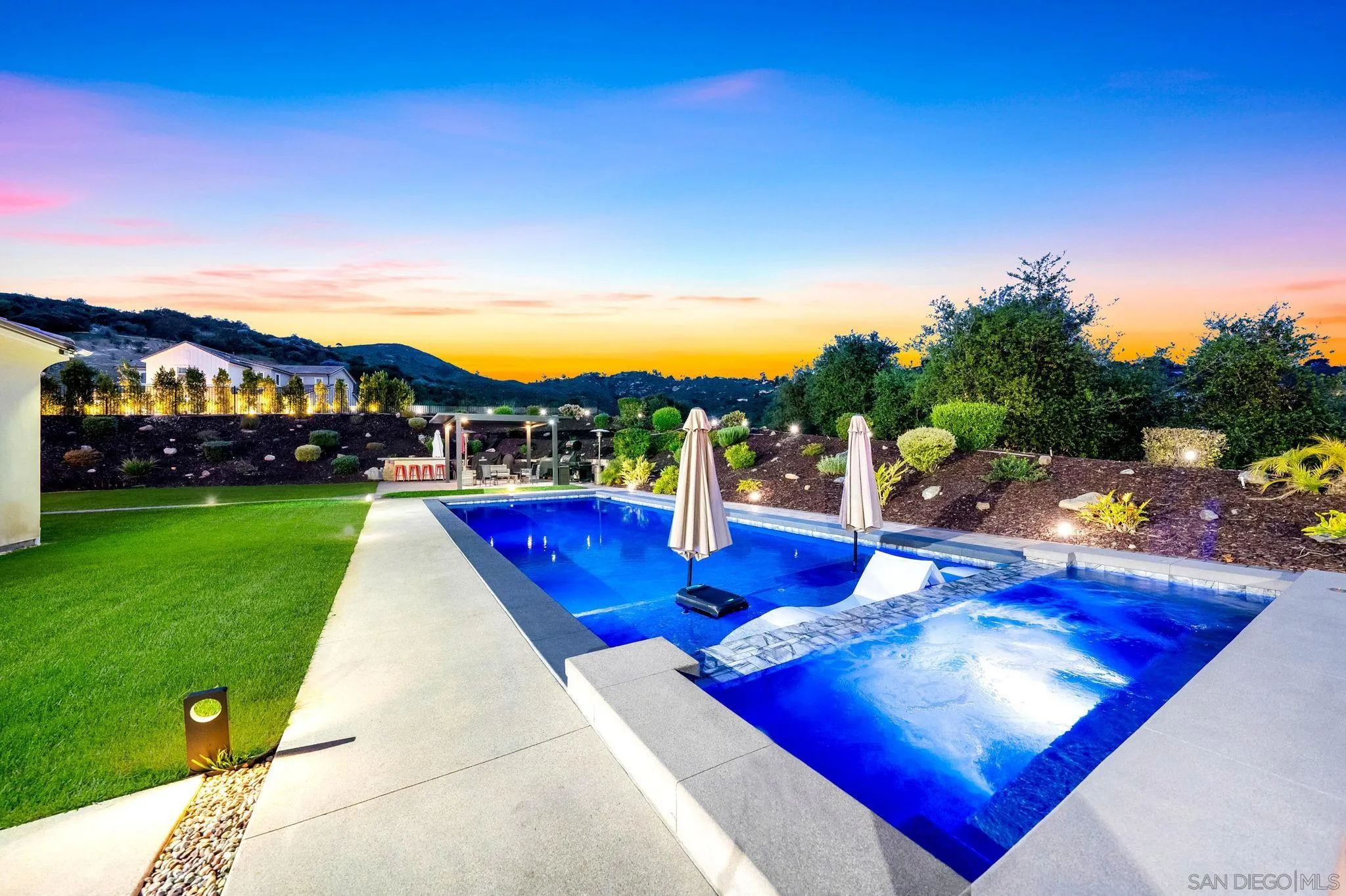 https://cdn.realtyfeed.com/cdn/127/250024989/8cb632ee7f97197e911f8174cc06e1e8.webp