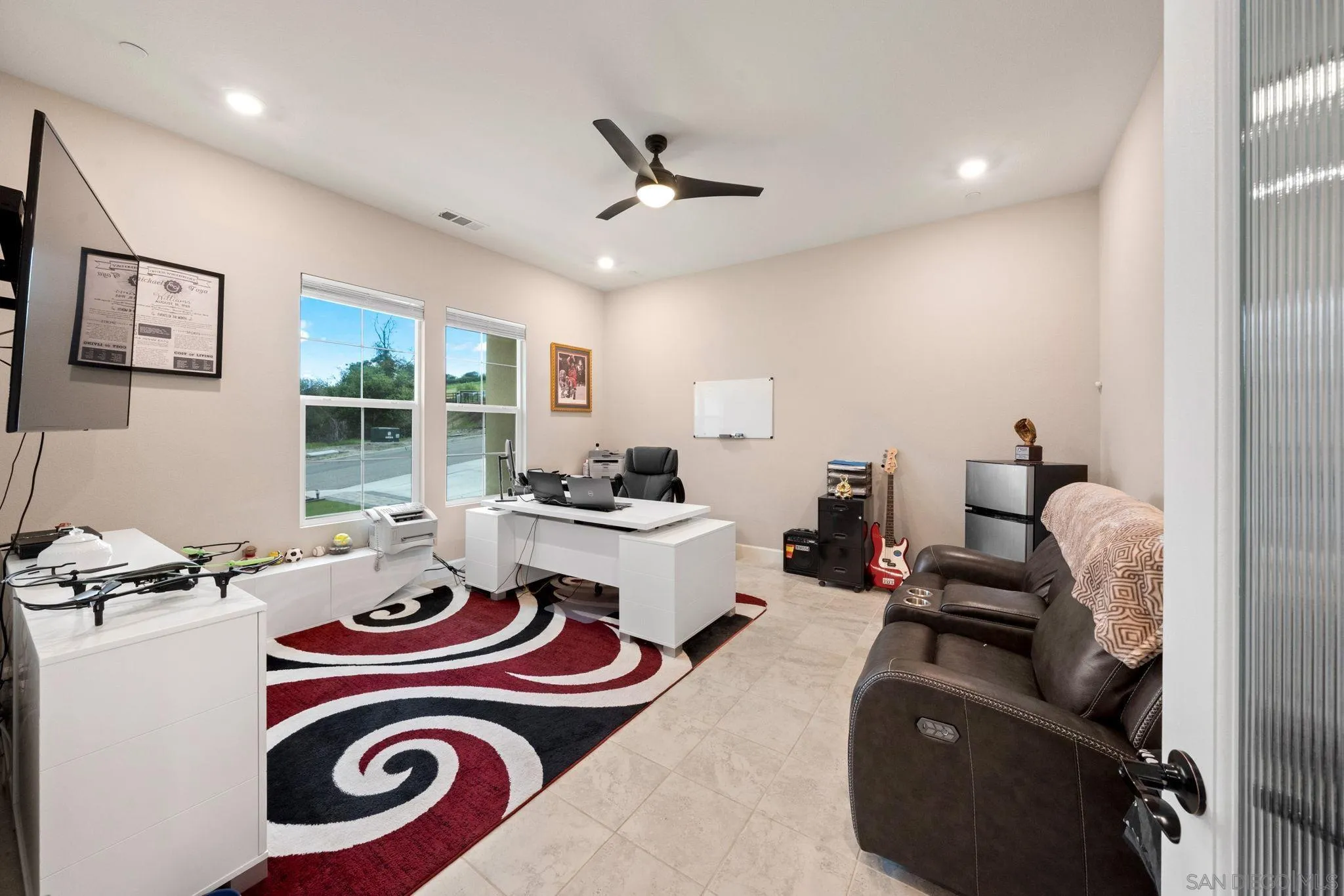 https://cdn.realtyfeed.com/cdn/127/250024989/a050656bb5ab9301f7a4d4e6d1243b8d.webp