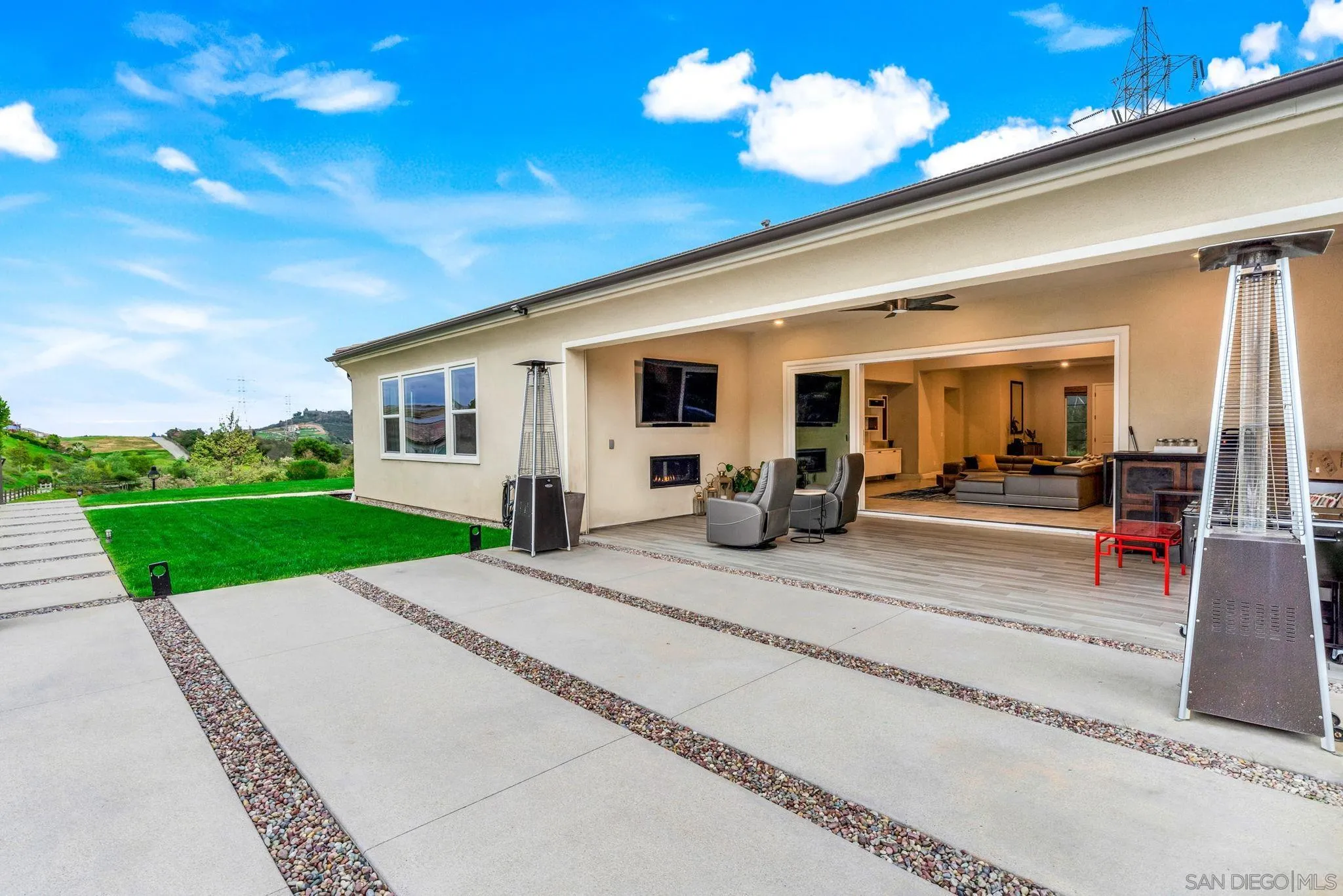 https://cdn.realtyfeed.com/cdn/127/250024989/ae808d9d3c2f512d97786080ea9fe56c.webp