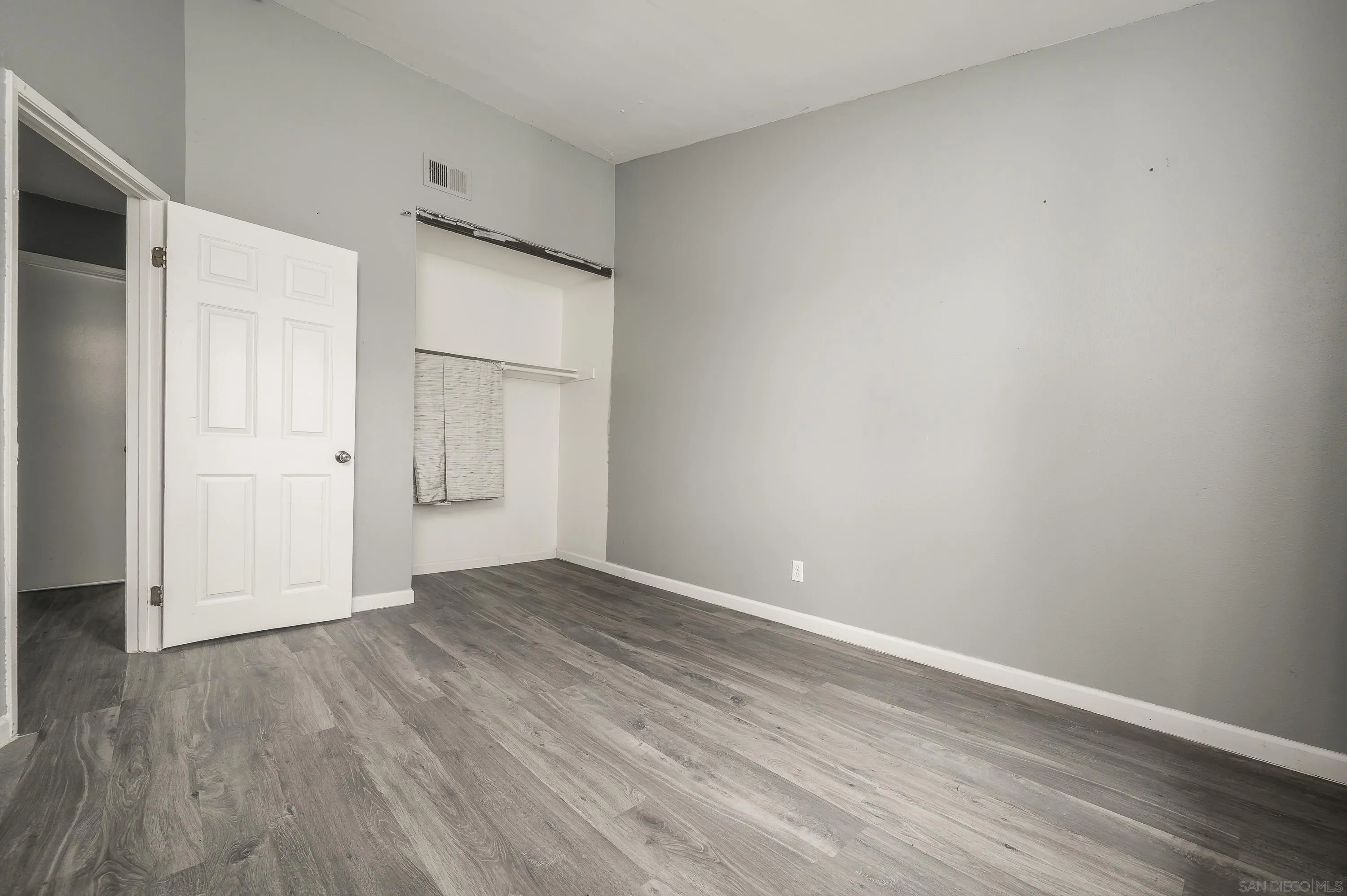 https://cdn.realtyfeed.com/cdn/127/250025004/6e2df3e59f6cfda317678febc379dd70.webp