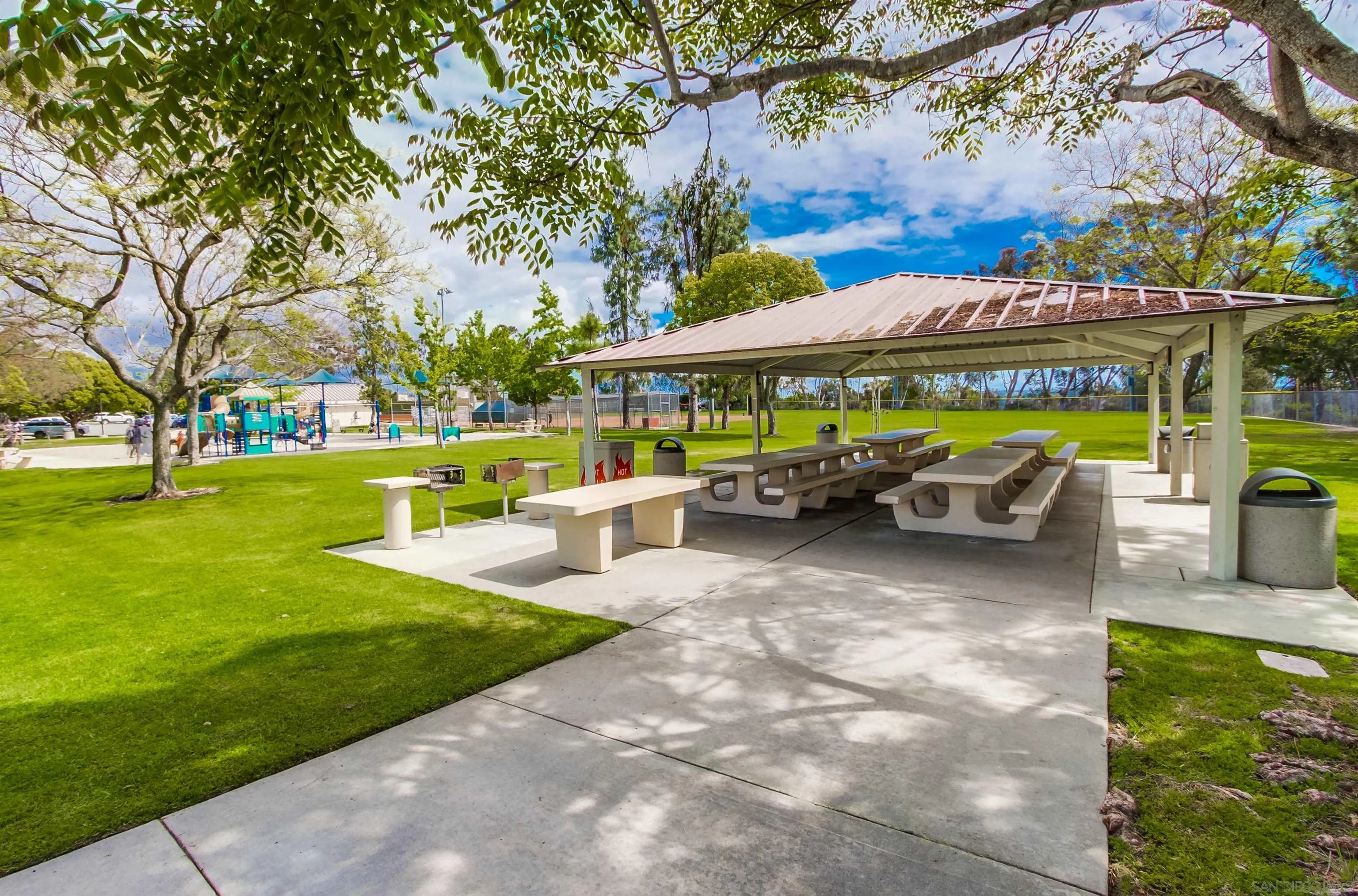 https://cdn.realtyfeed.com/cdn/127/250025018/1a65ae517a70926fc3836a42323914dc.webp