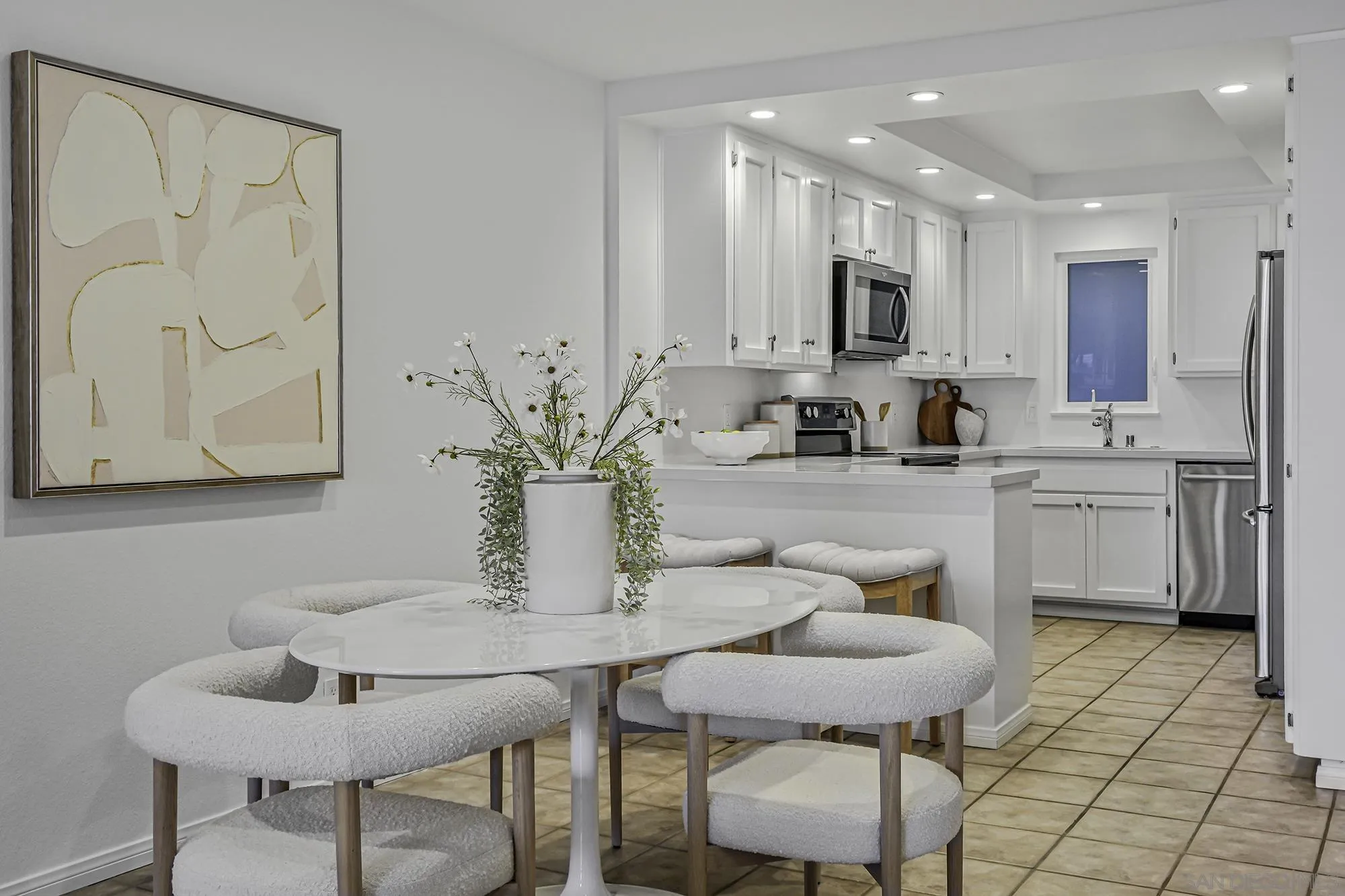 Photo #4: 250025035 Listing 