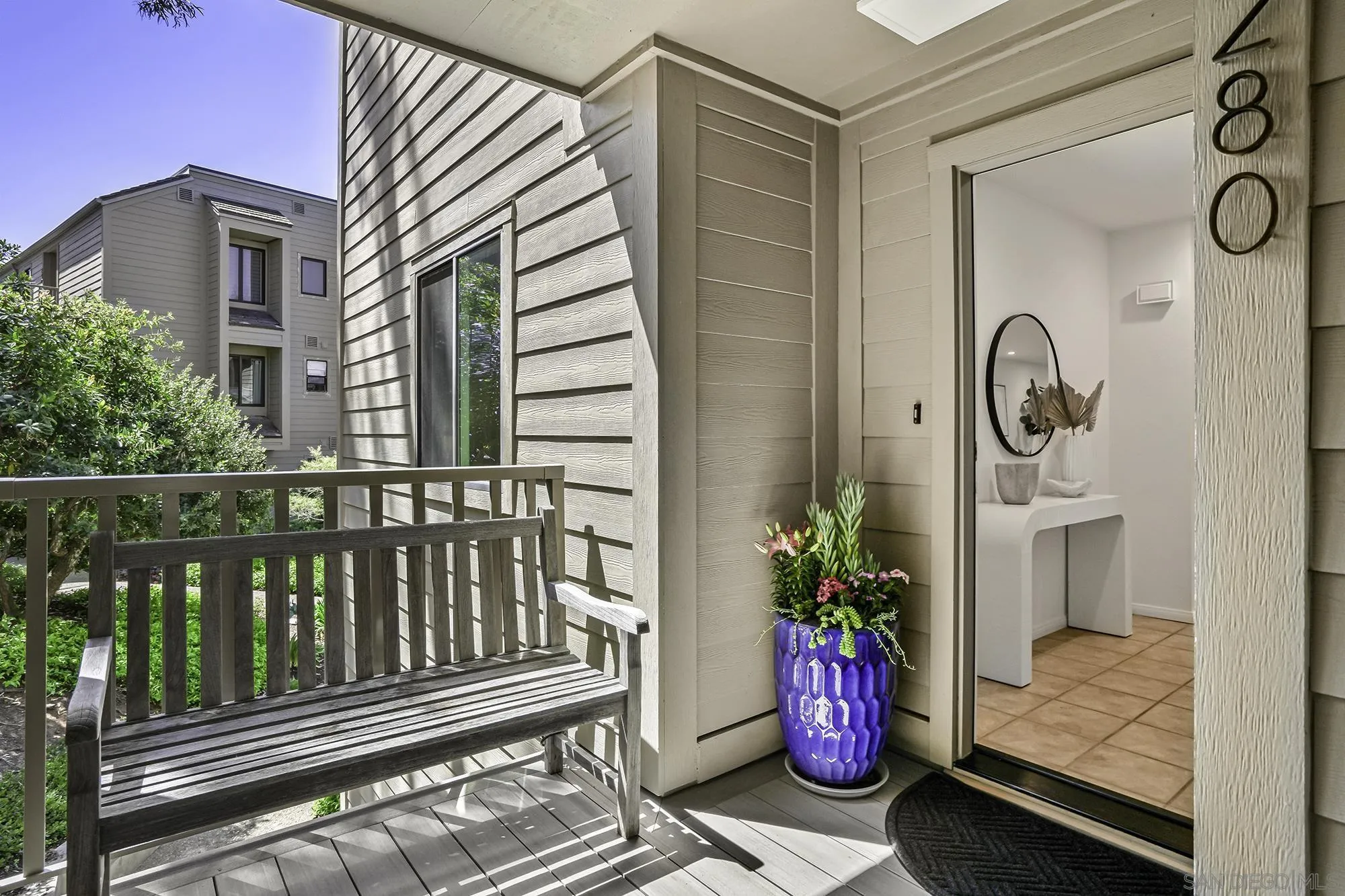 Photo #2: 250025035 Listing 