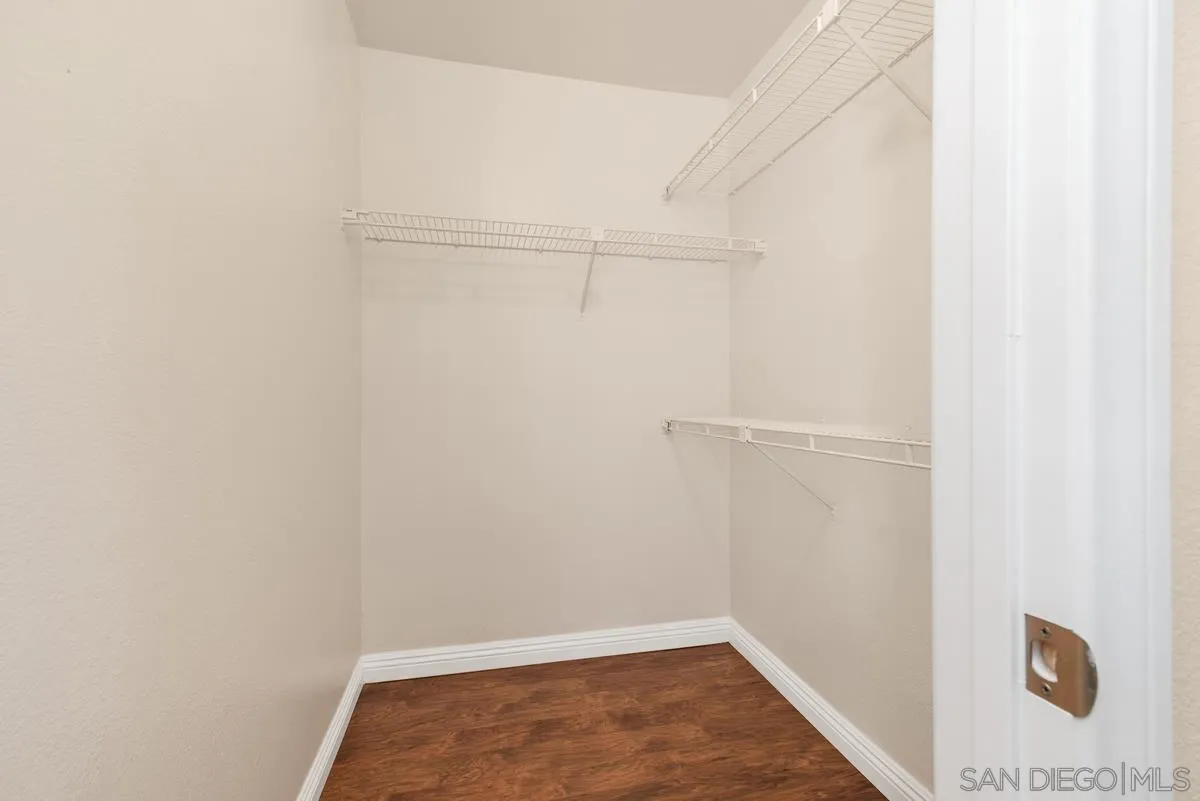 https://cdn.realtyfeed.com/cdn/127/250025053/328623ba9358037c1bbc98ba93820455.webp