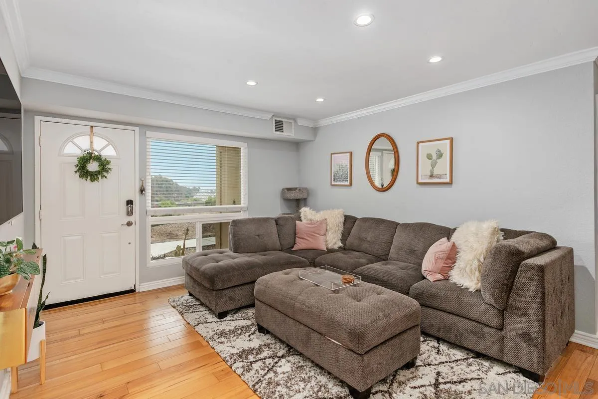 MLS: 250025094 Condo For Sale