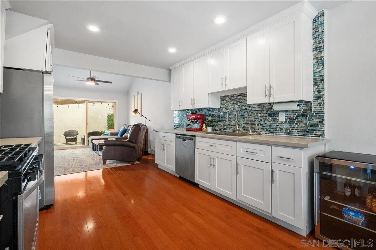Photo #3: 250025099 Listing 