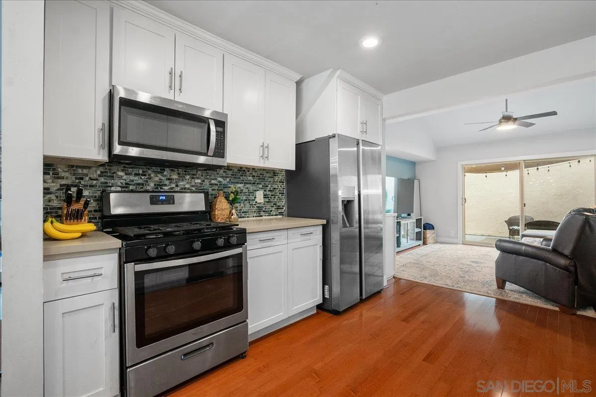 Photo #2: 250025099 Listing 