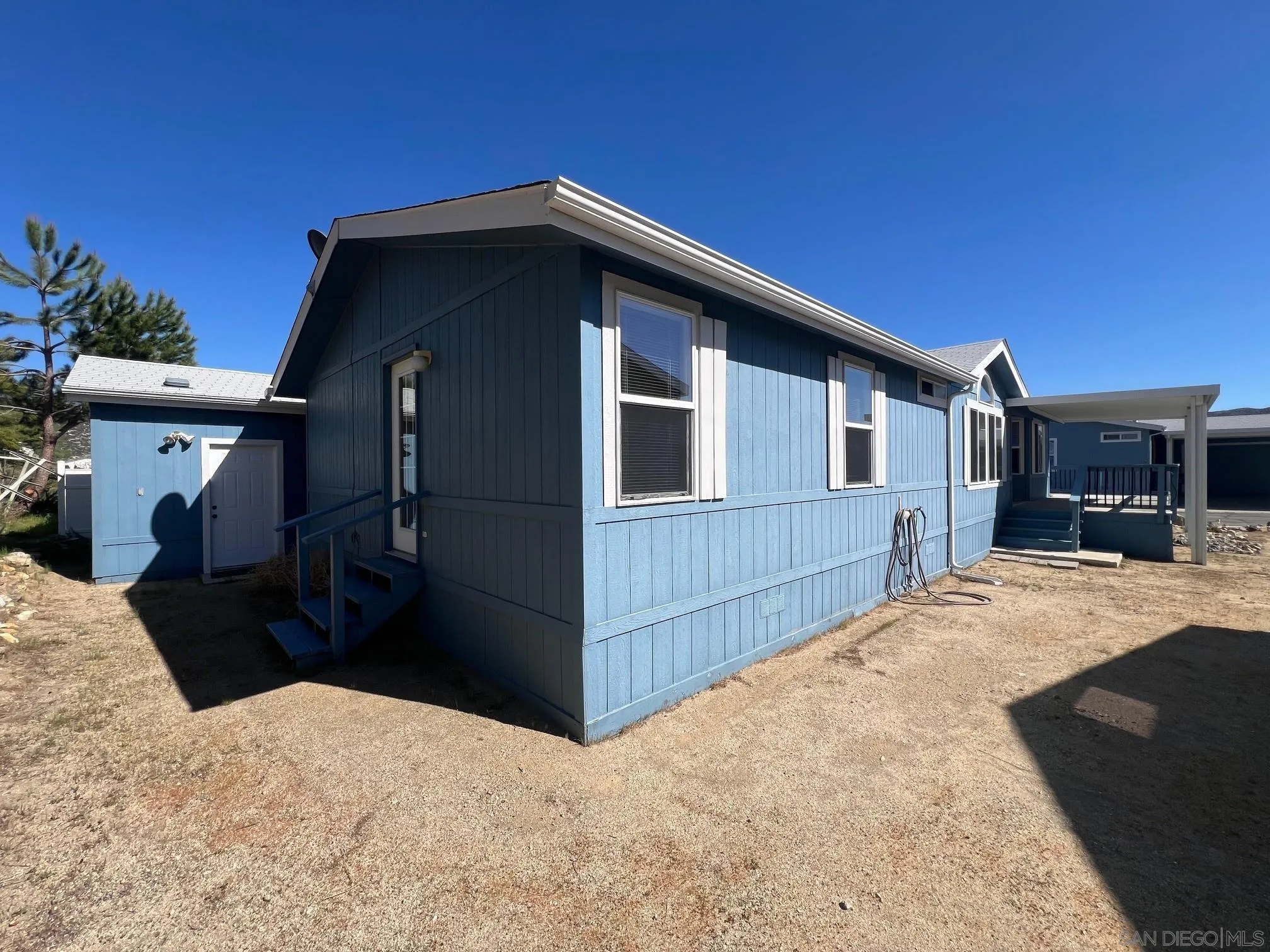 https://cdn.realtyfeed.com/cdn/127/250025100/321058c205f0241232fefe2218227cb5.webp