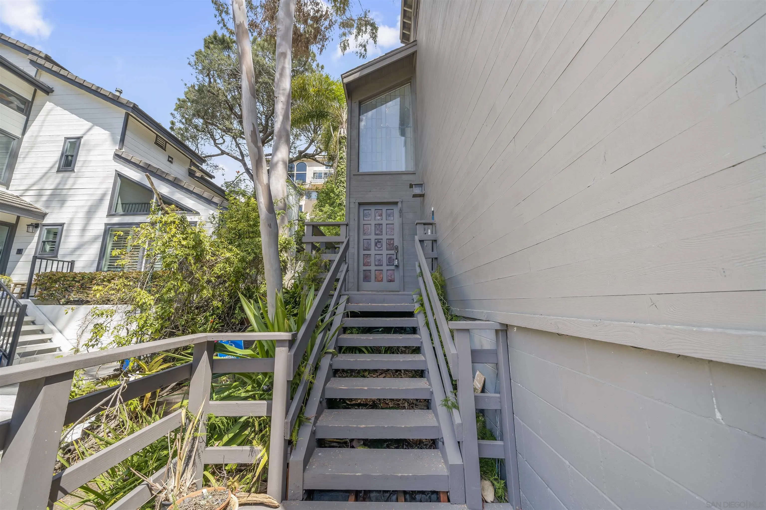 https://cdn.realtyfeed.com/cdn/127/250025155/b3647a4580db5cd32c67aeea49af988a.webp