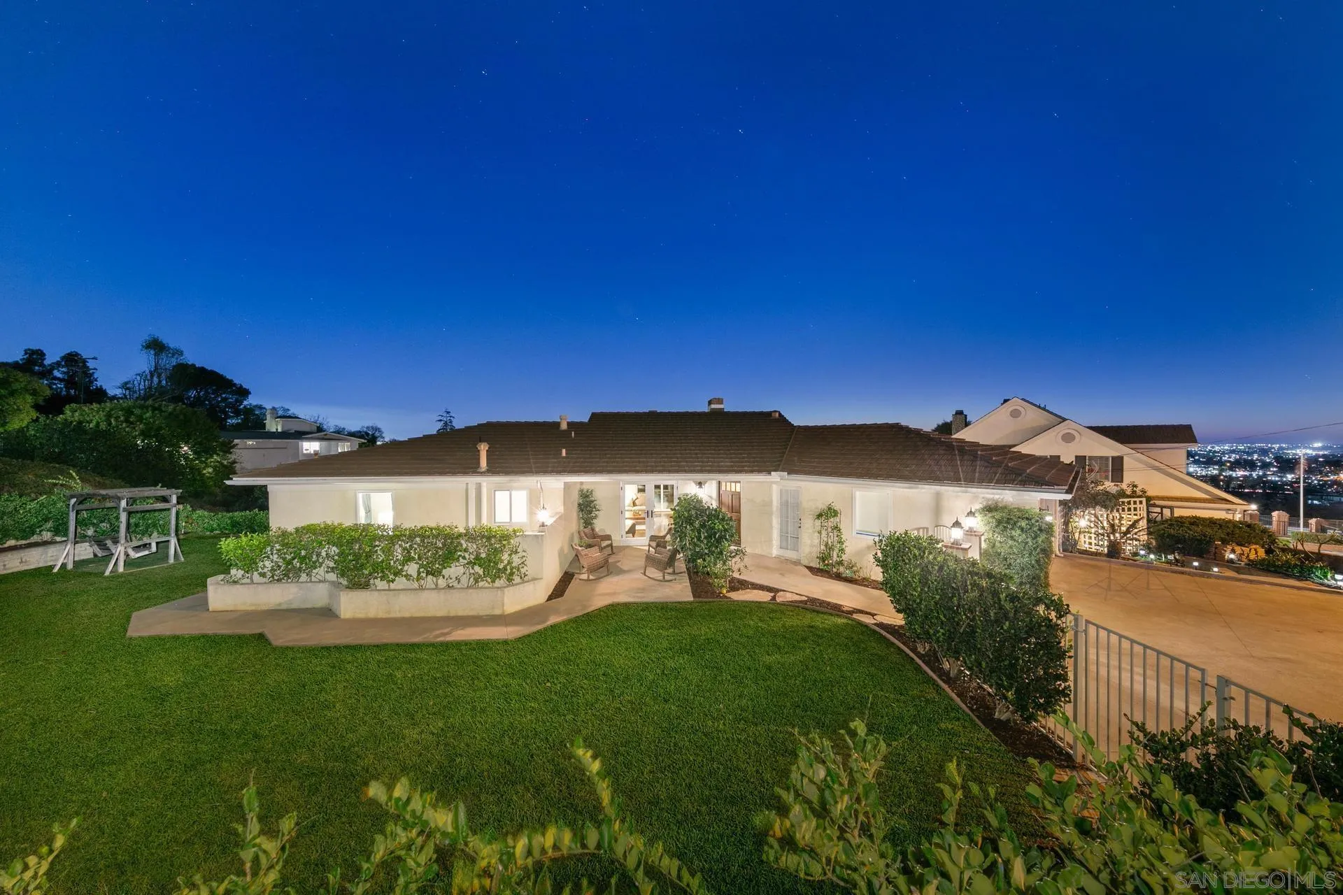9595 Alto Dr, La Mesa, Ca 91941 Sold Property