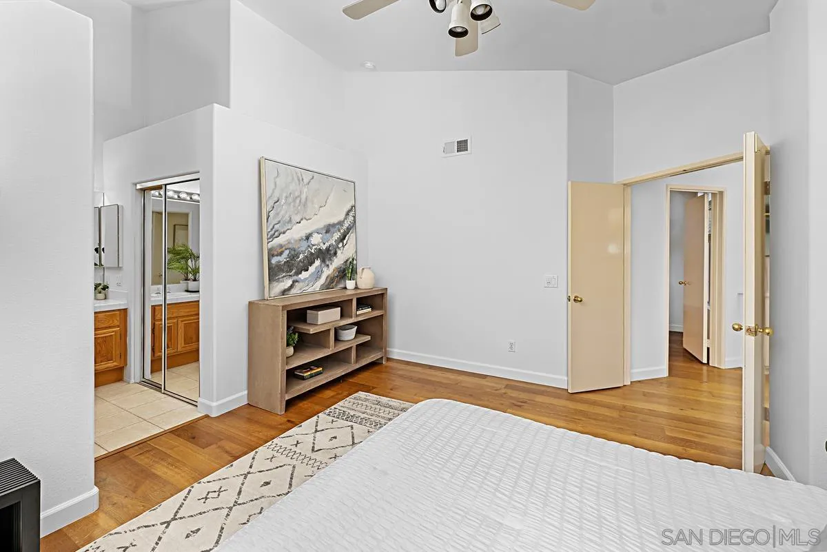 Photo #6: 250025179 Listing 